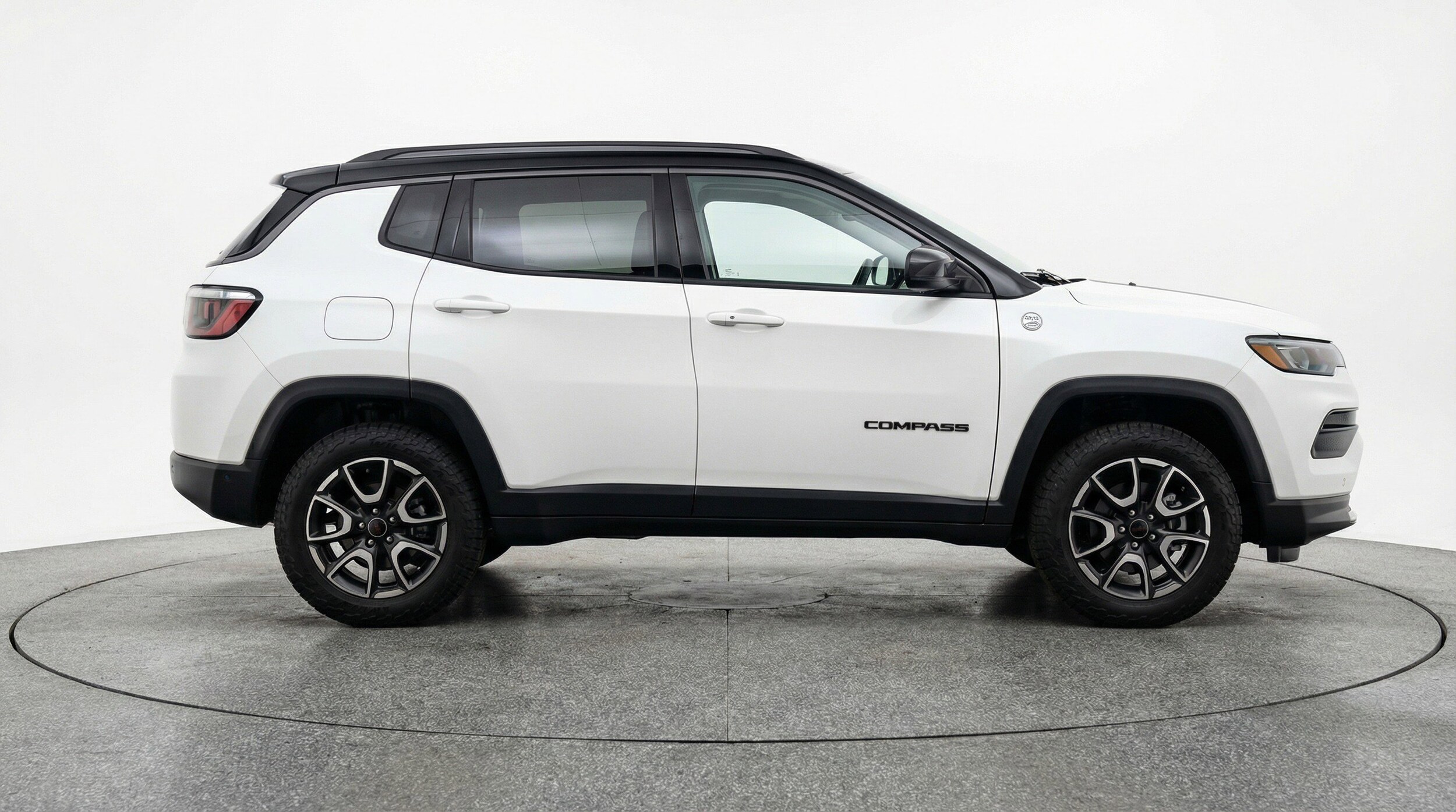 Thumbnail: 2025 Jeep Compass - 11