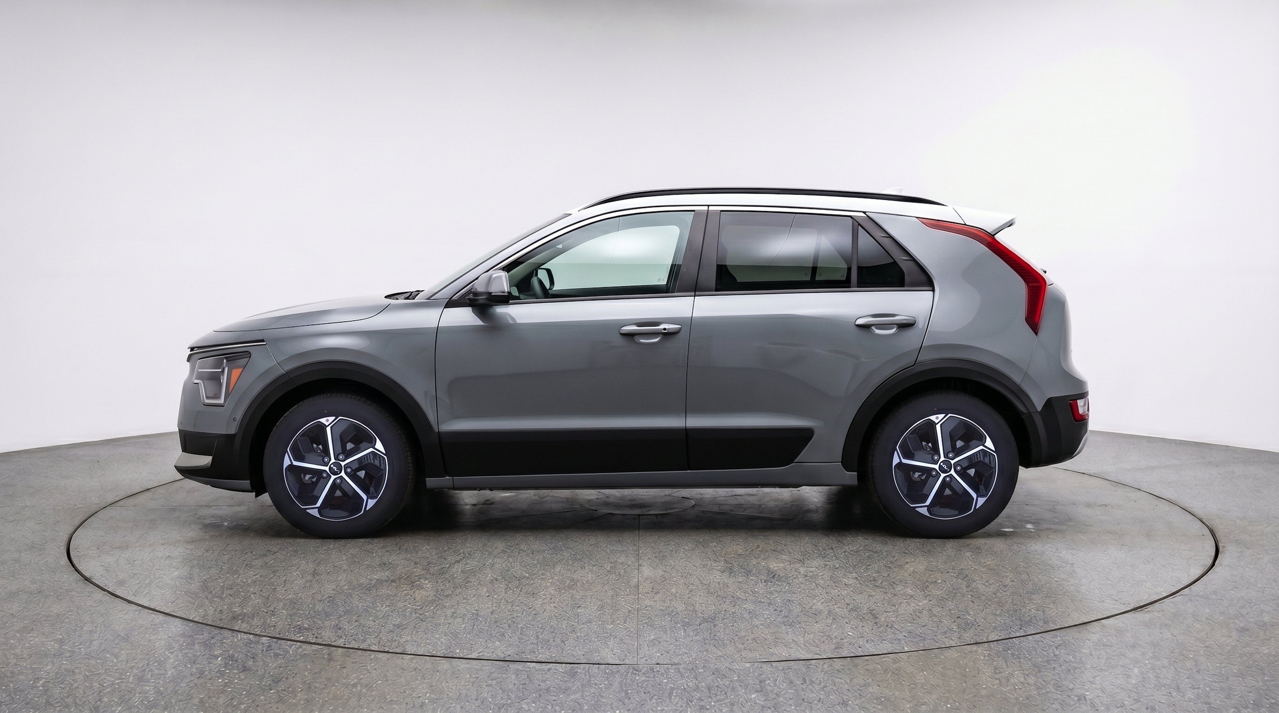 Thumbnail: 2026 Kia Niro - 5