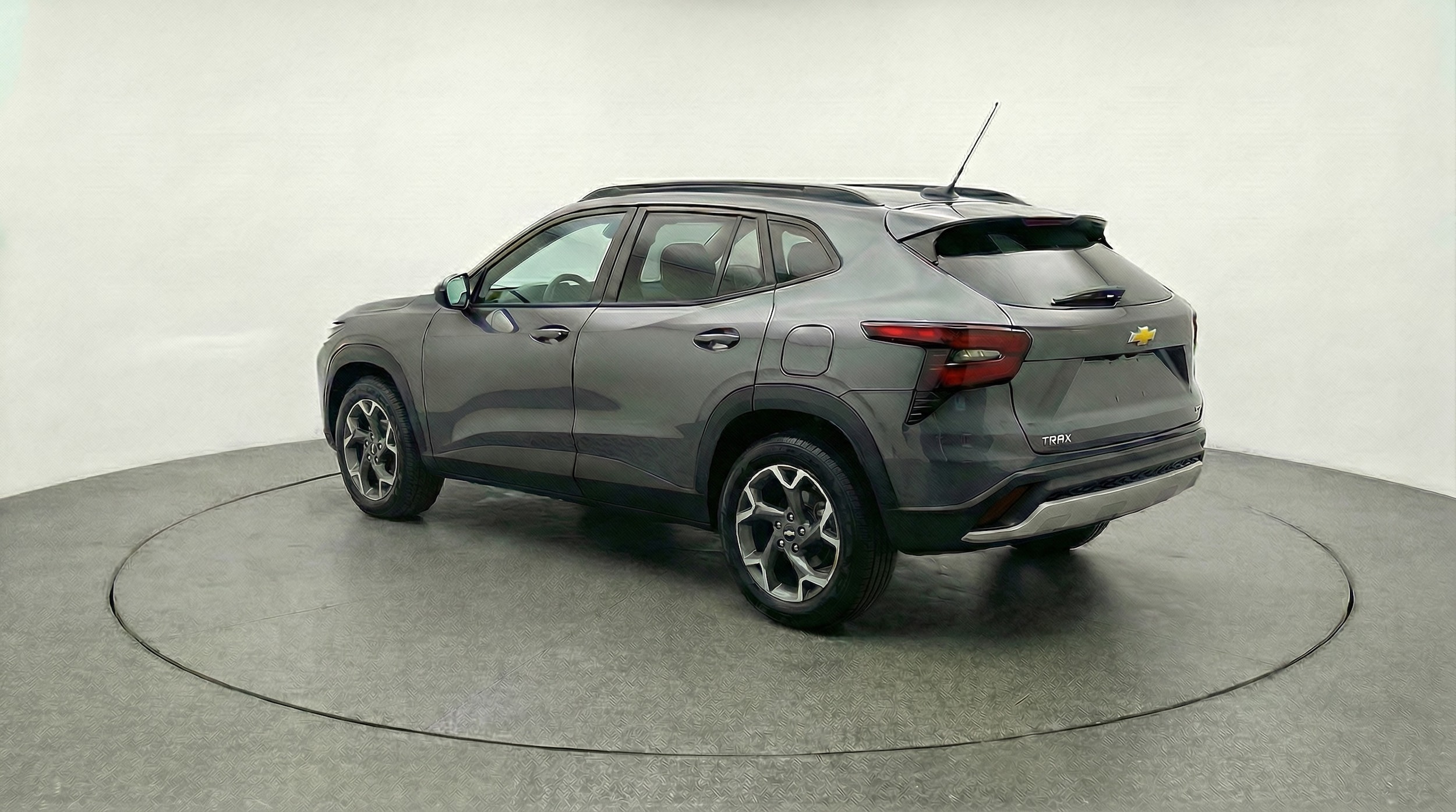 Thumbnail: 2025 Chevrolet Trax - 5