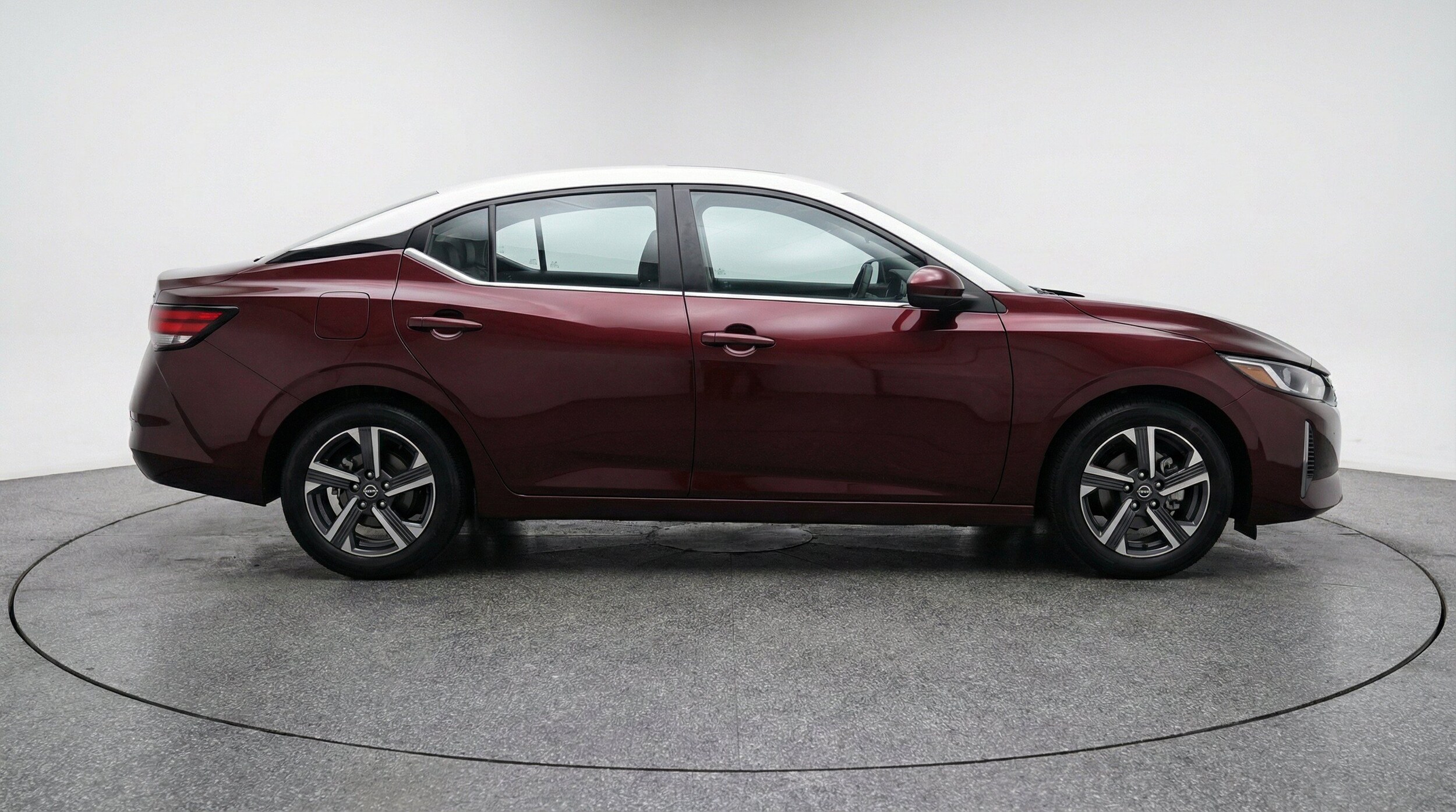 Thumbnail: 2025 Nissan Sentra - 11