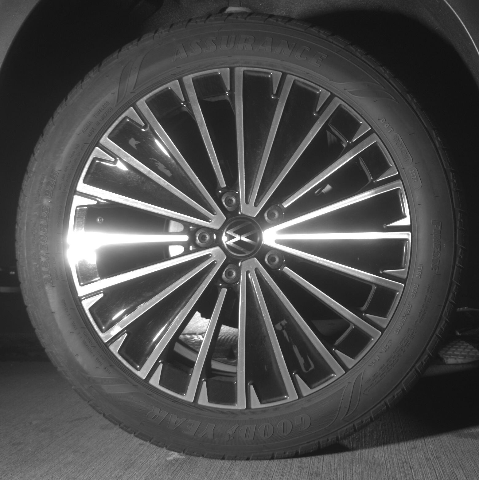 Thumbnail: 2025 Volkswagen Taos - 12