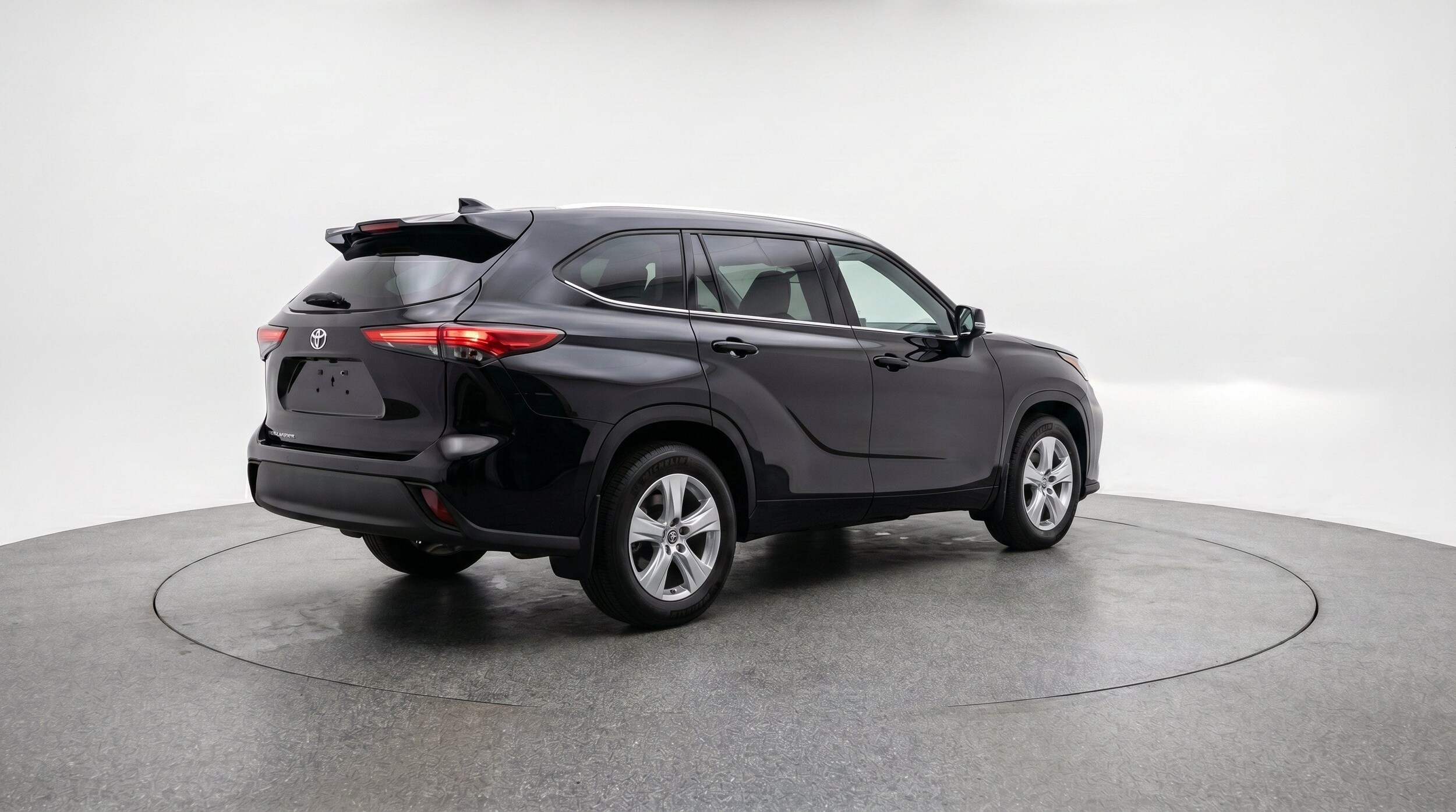 Thumbnail: 2025 Toyota Highlander - 9