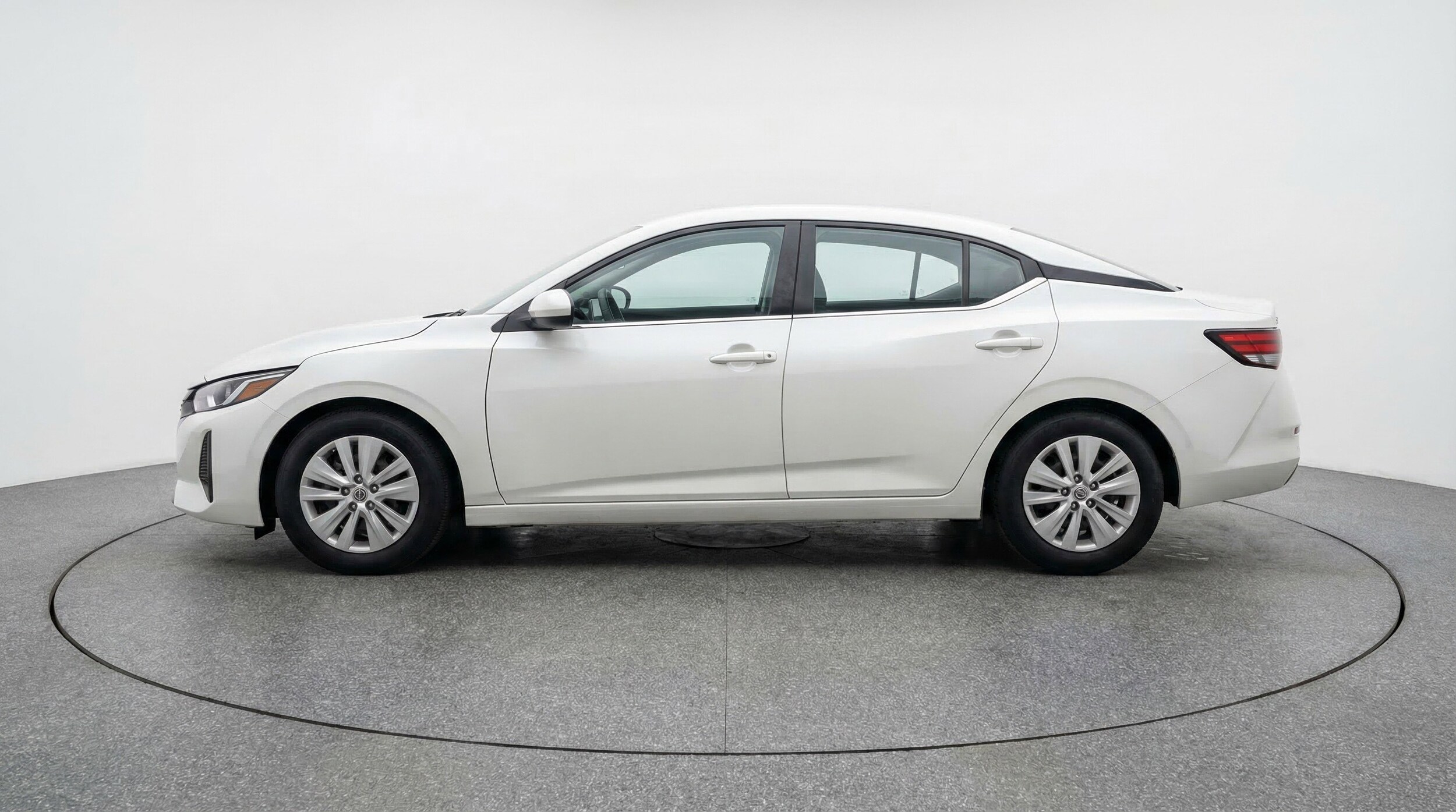 Thumbnail: 2025 Nissan Sentra - 5
