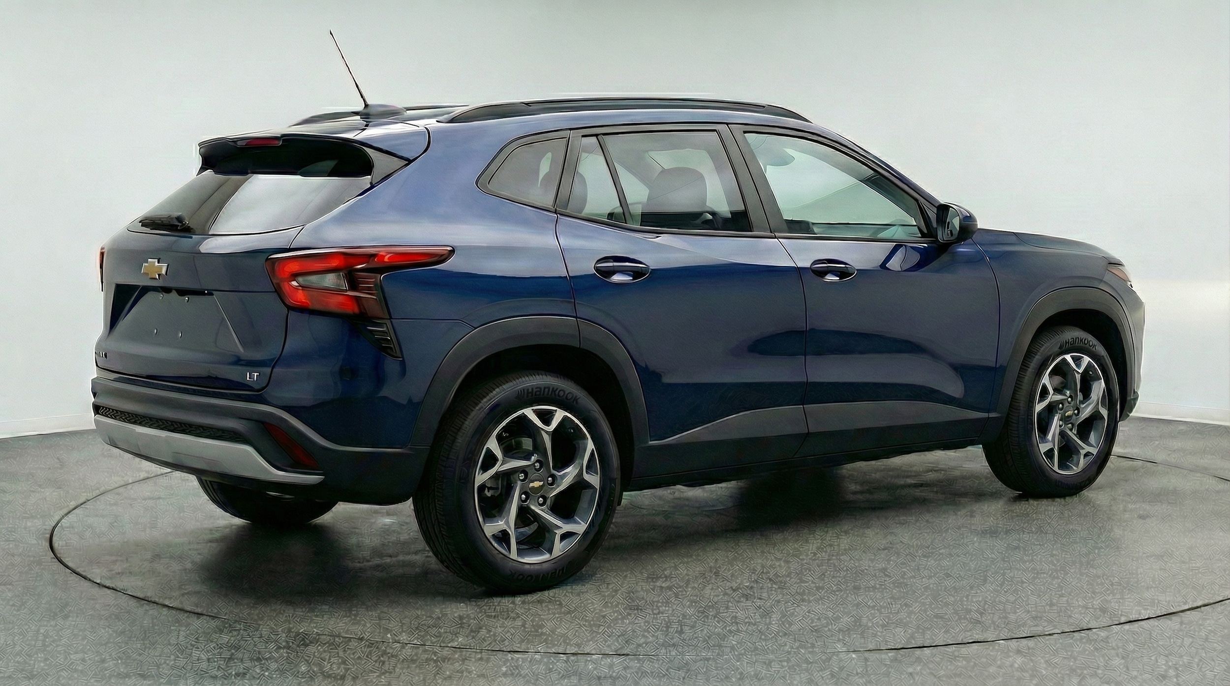 Thumbnail: 2025 Chevrolet Trax - 7