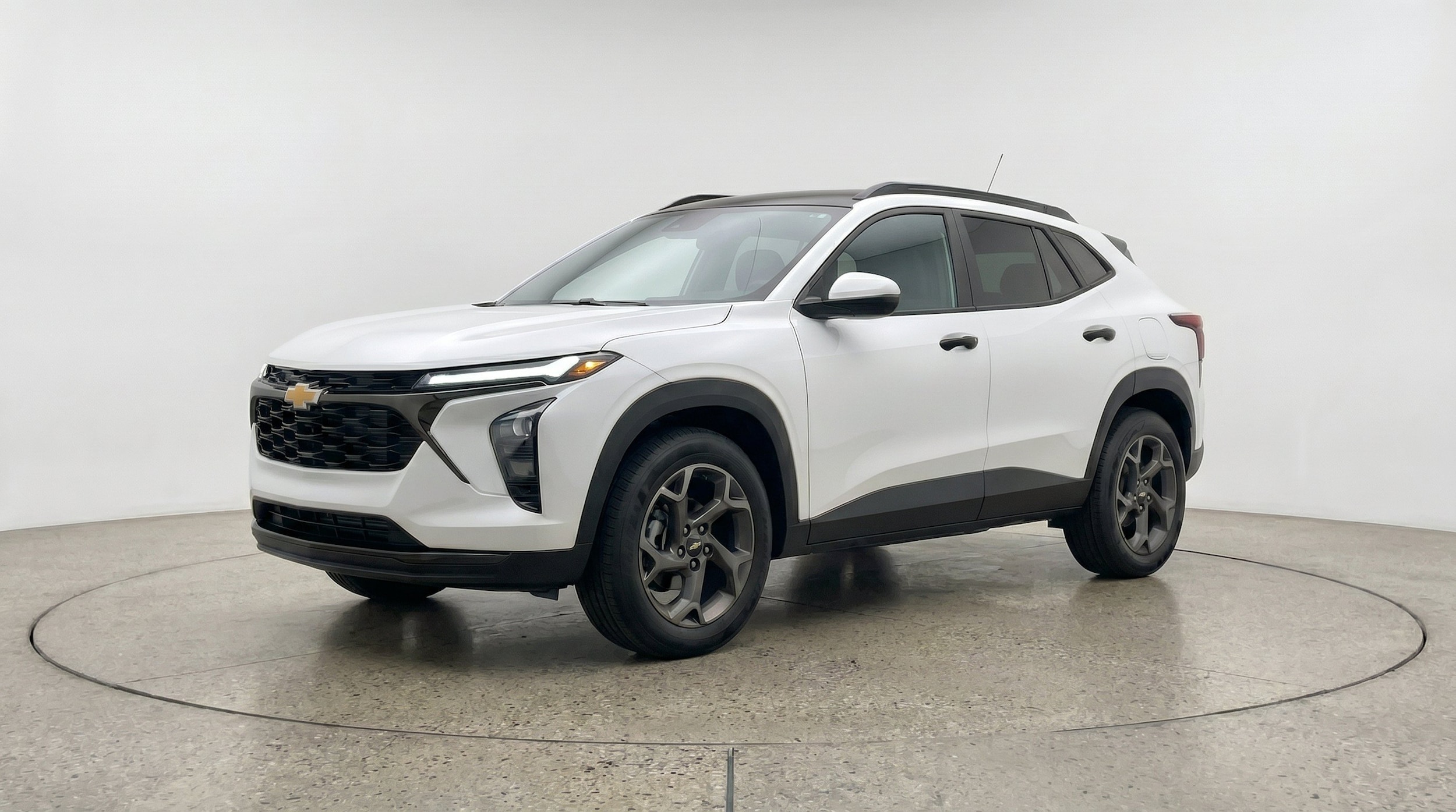 Thumbnail: 2025 Chevrolet Trax - 3