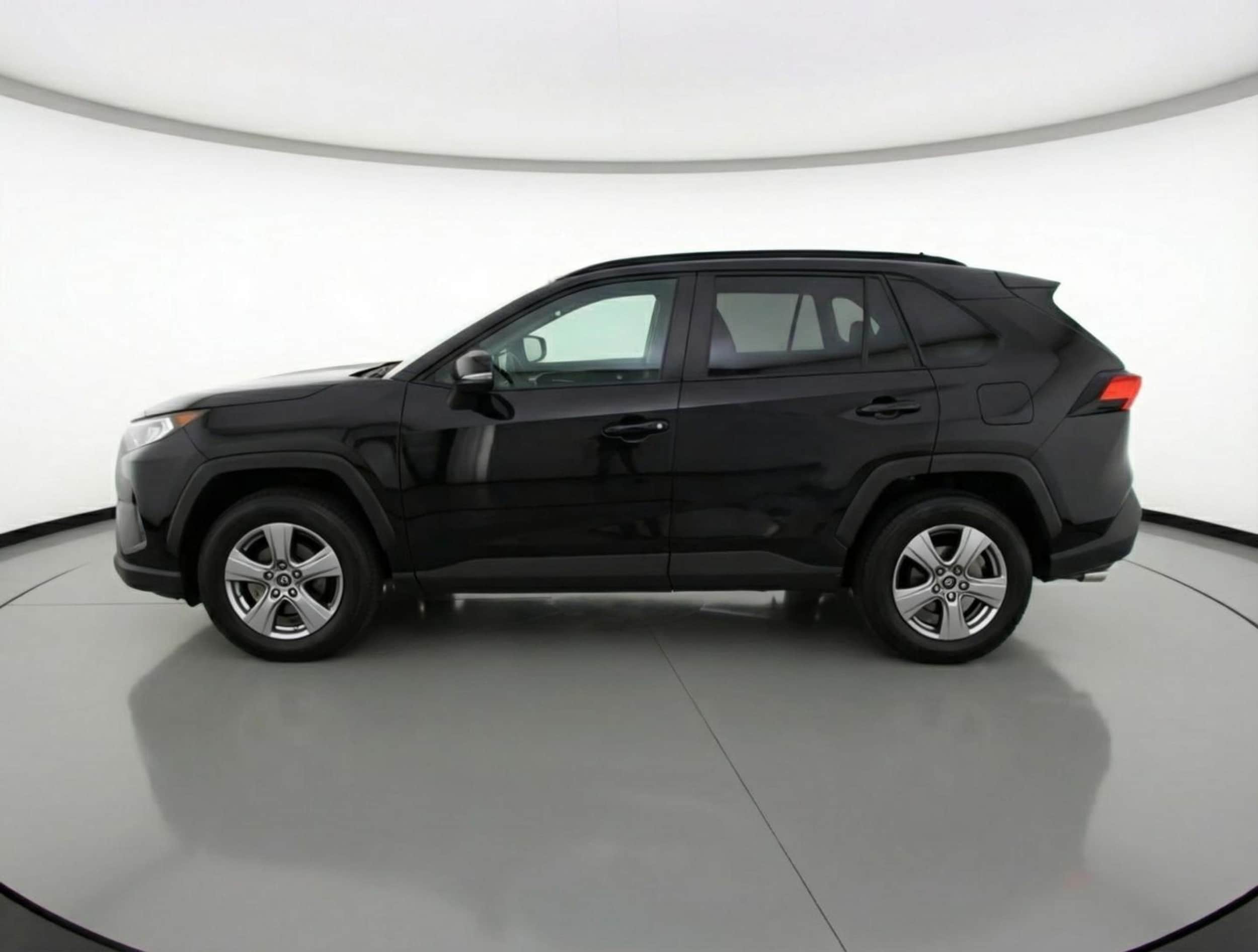 Thumbnail: 2025 Toyota RAV4 - 4