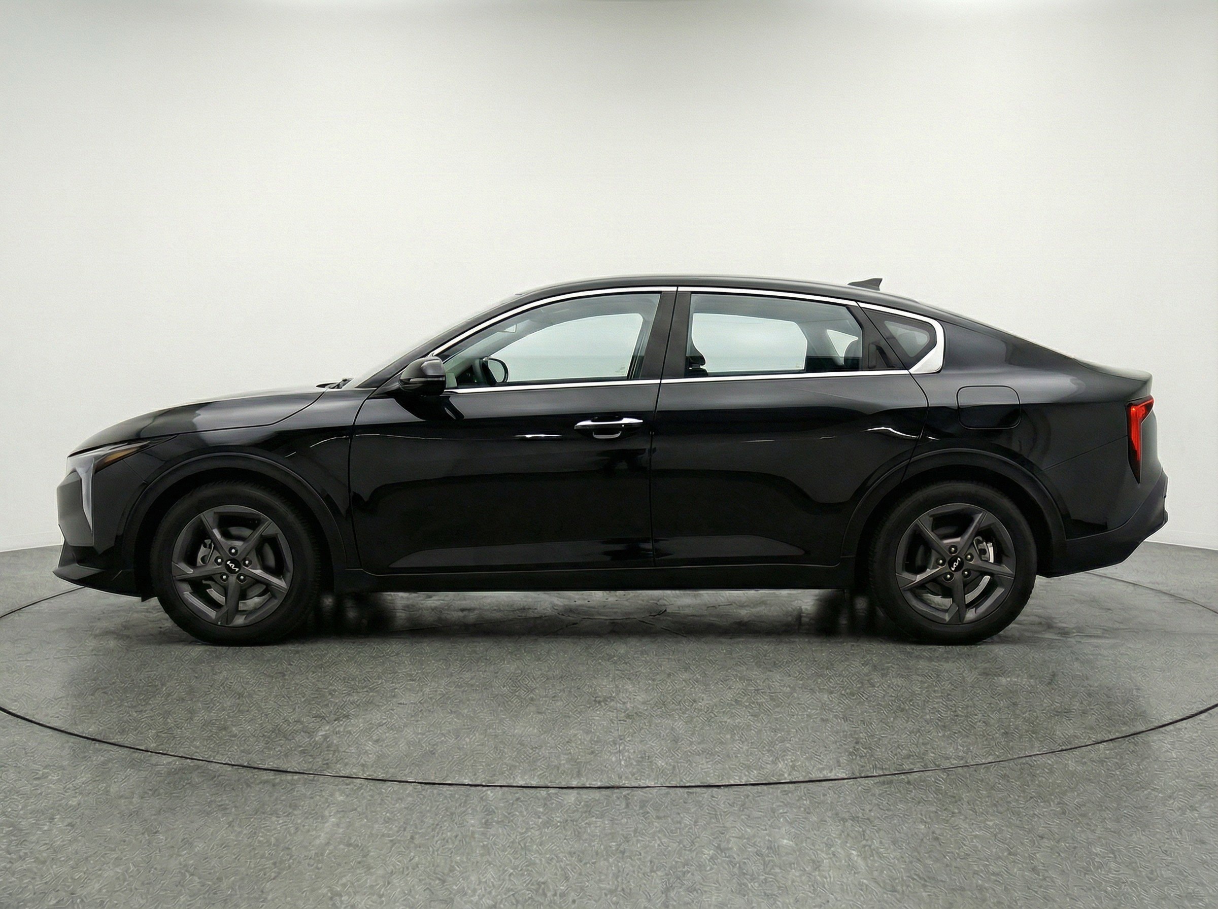 Thumbnail: 2025 Kia K4 - 5