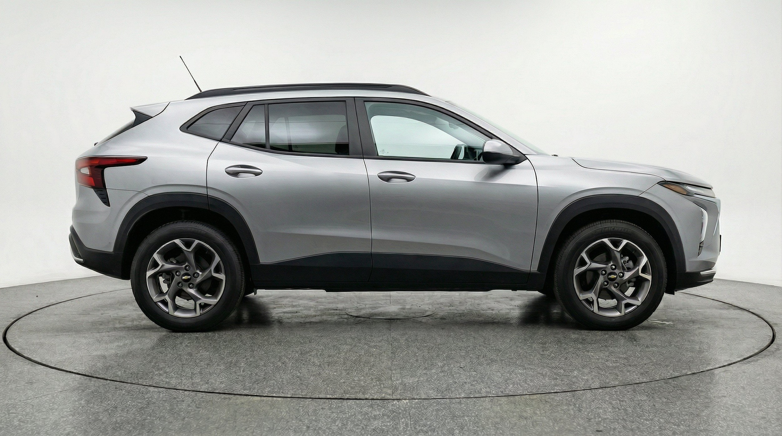 Thumbnail: 2025 Chevrolet Trax - 11