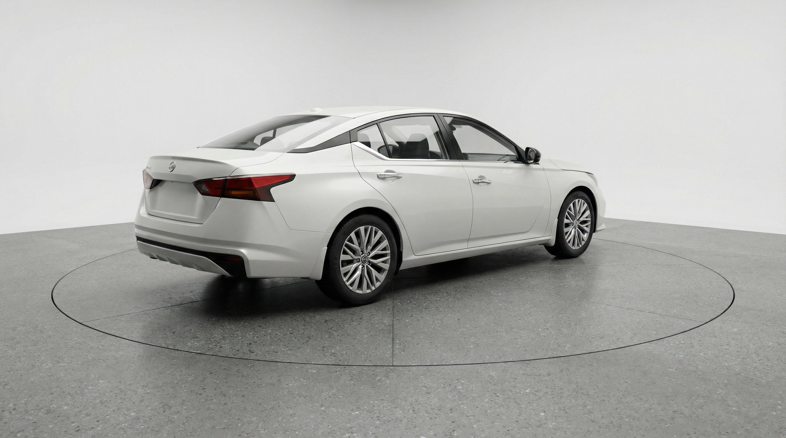 Thumbnail: 2025 Nissan Altima - 9