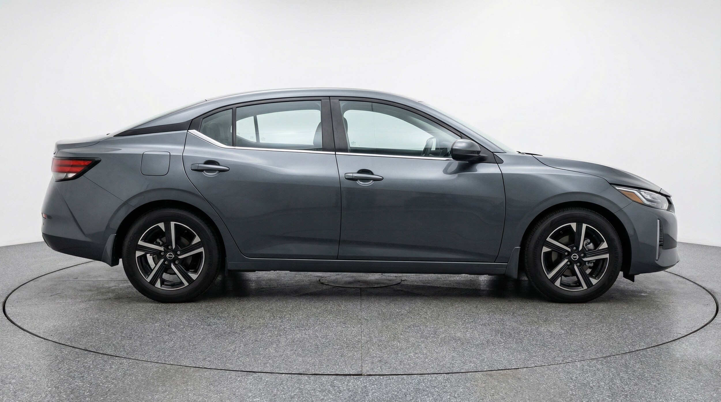 Thumbnail: 2025 Nissan Sentra - 8