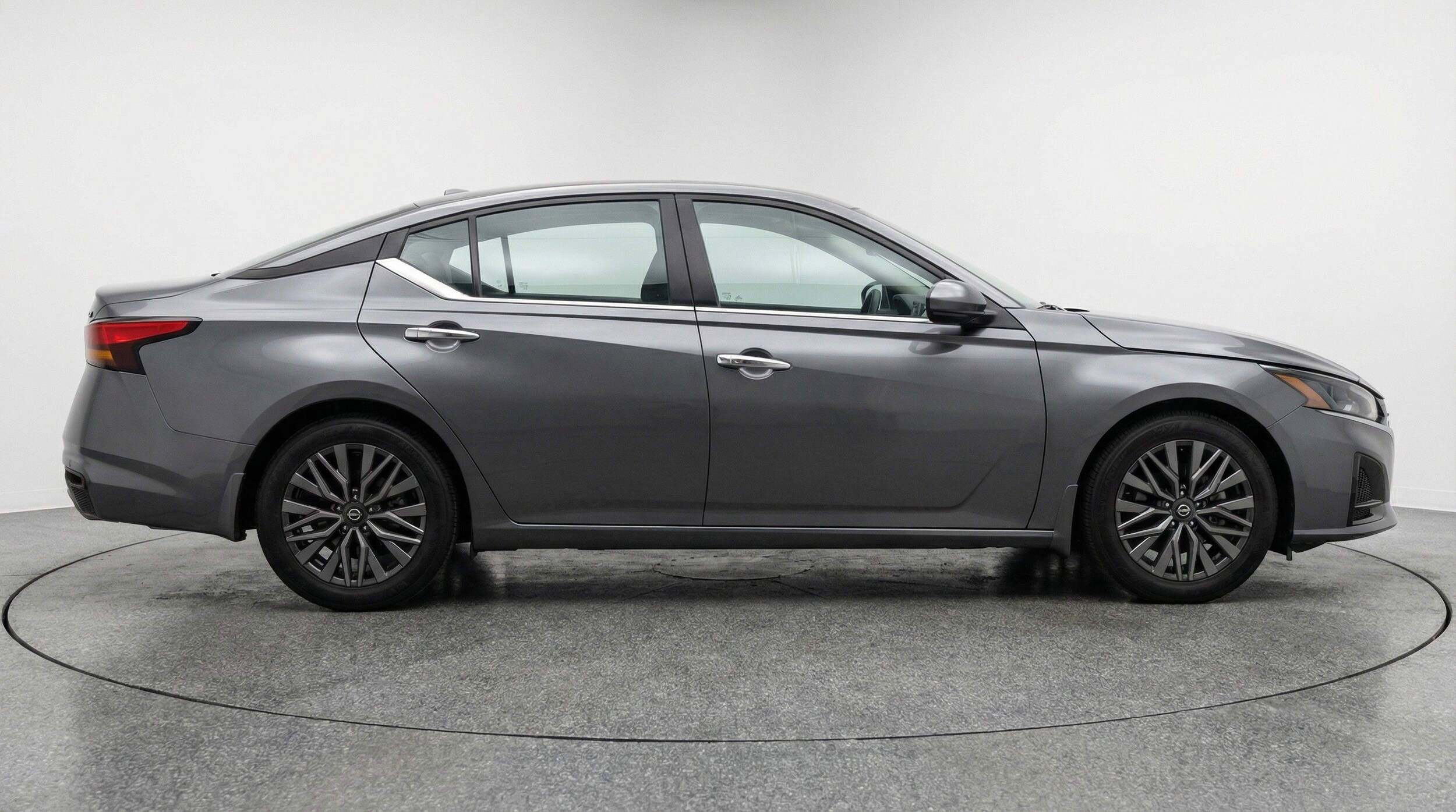 Thumbnail: 2025 Nissan Altima - 11