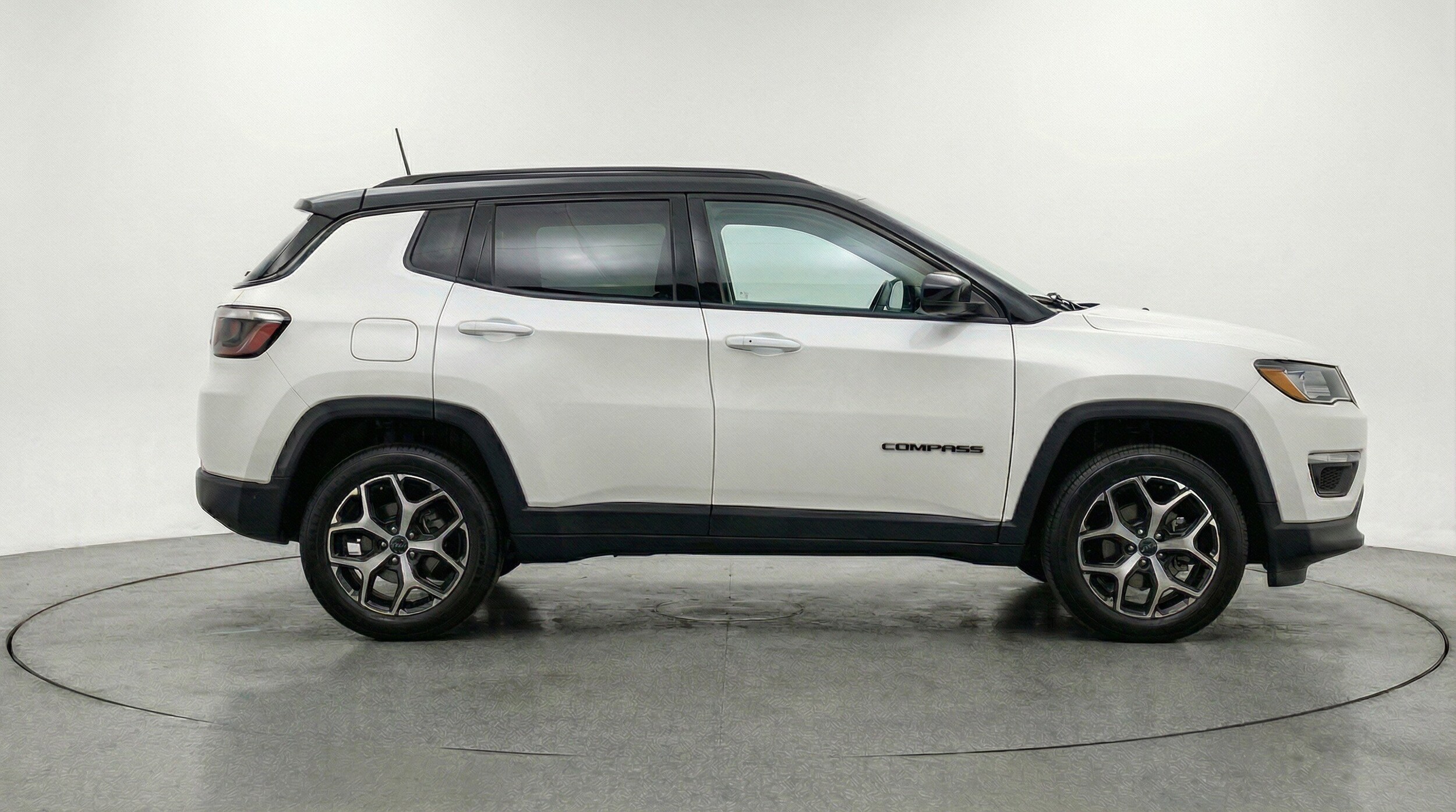 Thumbnail: 2025 Jeep Compass - 11