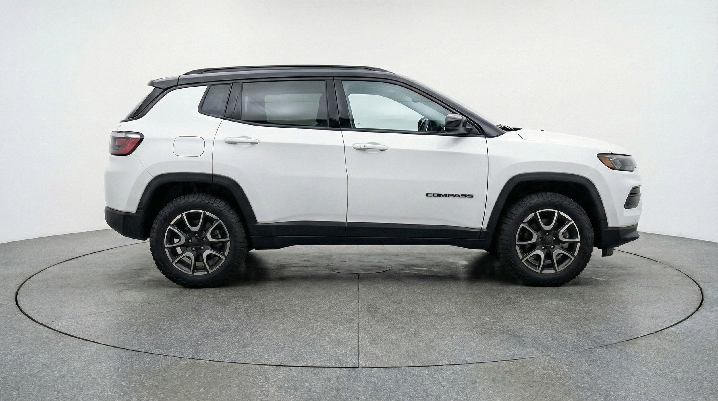 Thumbnail: 2025 Jeep Compass - 11