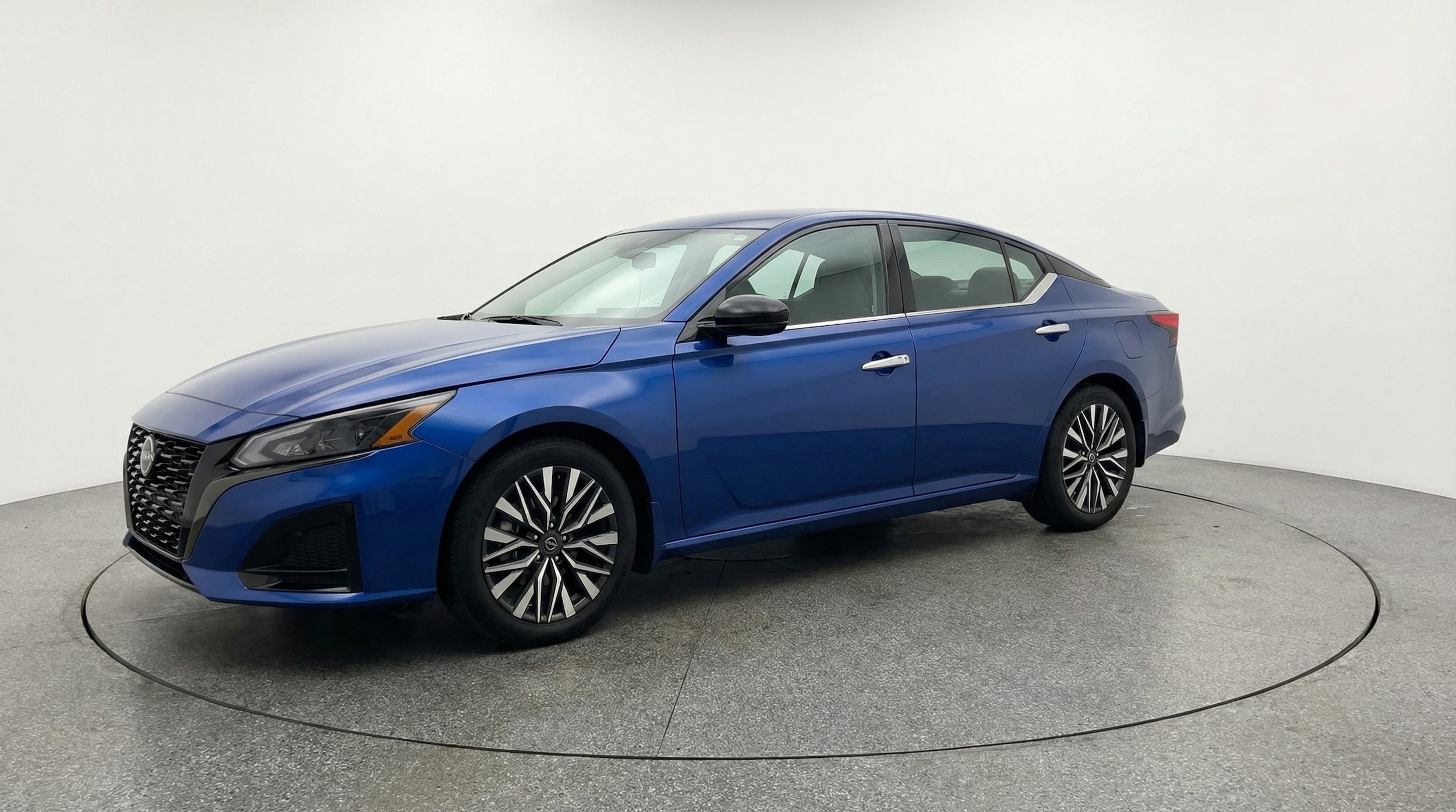 Thumbnail: 2025 Nissan Altima - 3