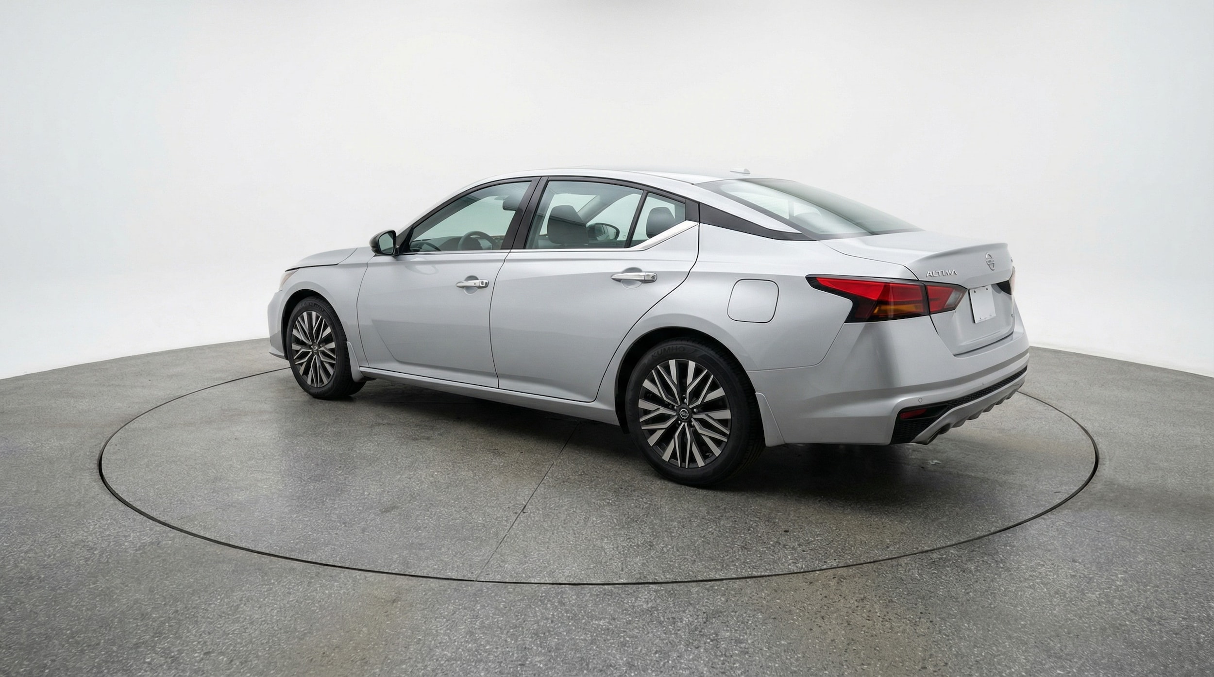 Thumbnail: 2025 Nissan Altima - 5