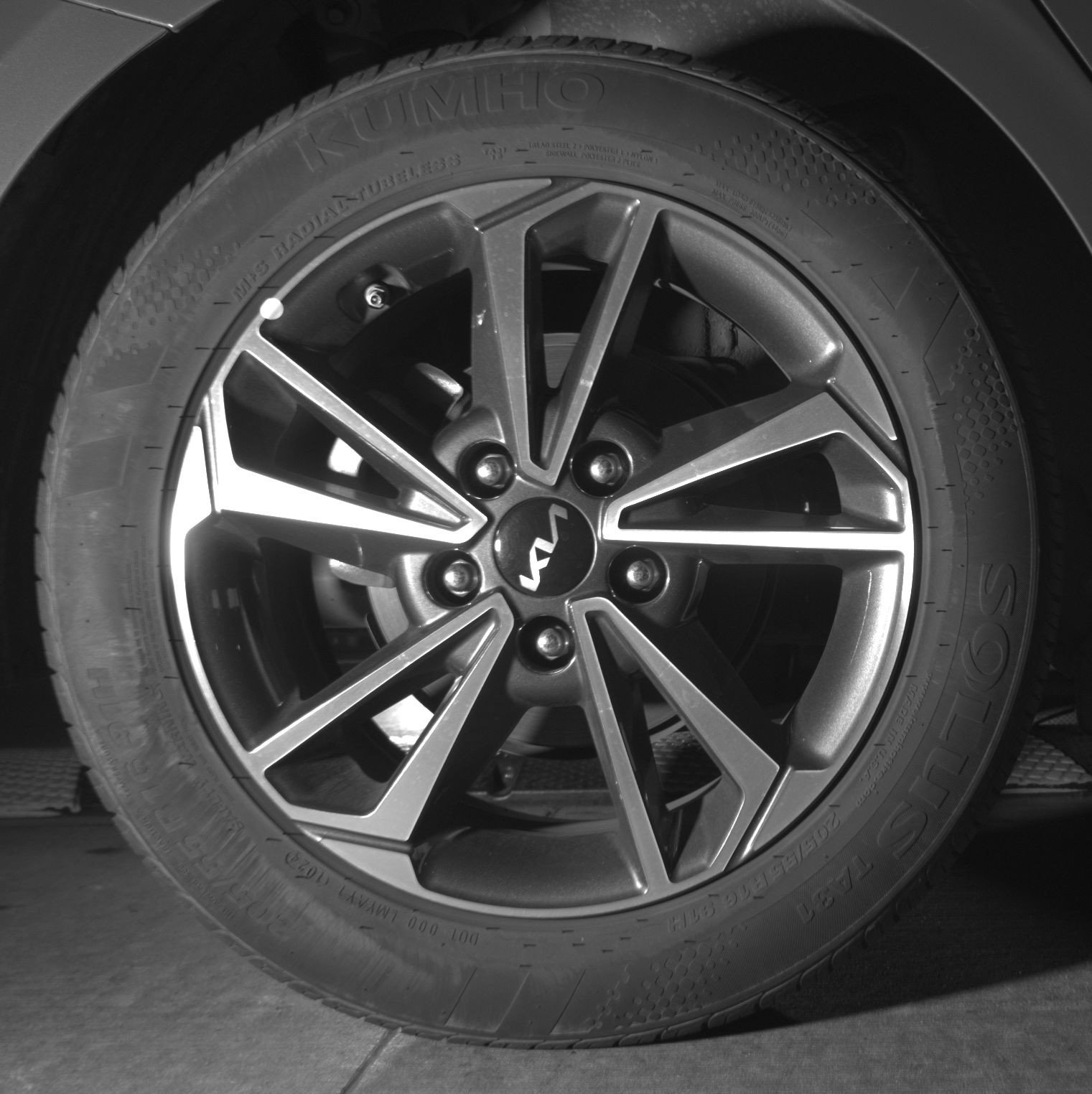 Thumbnail: 2024 Kia Forte - 15