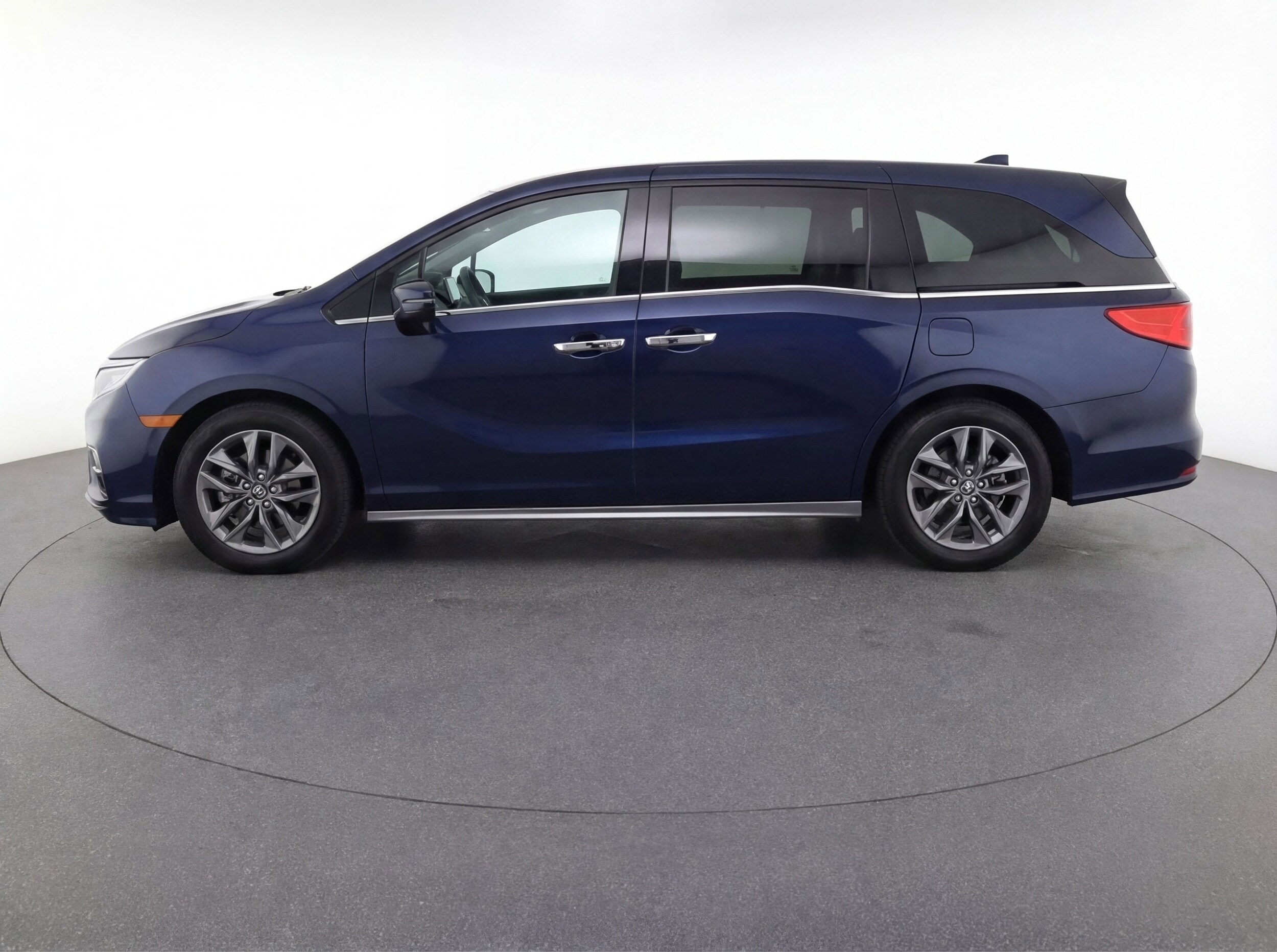 Thumbnail: 2024 Toyota Sienna - 5