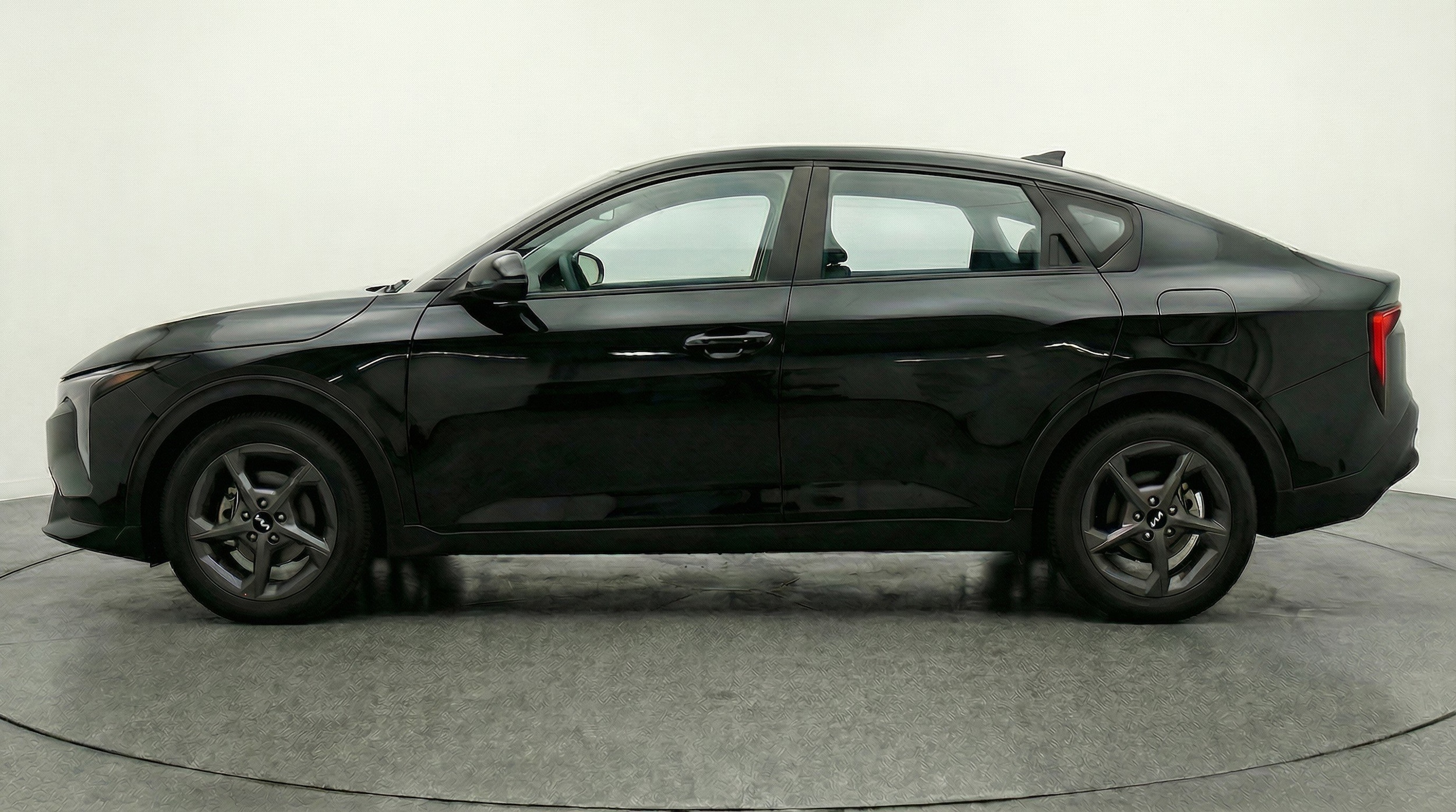 Thumbnail: 2025 Kia K4 - 5