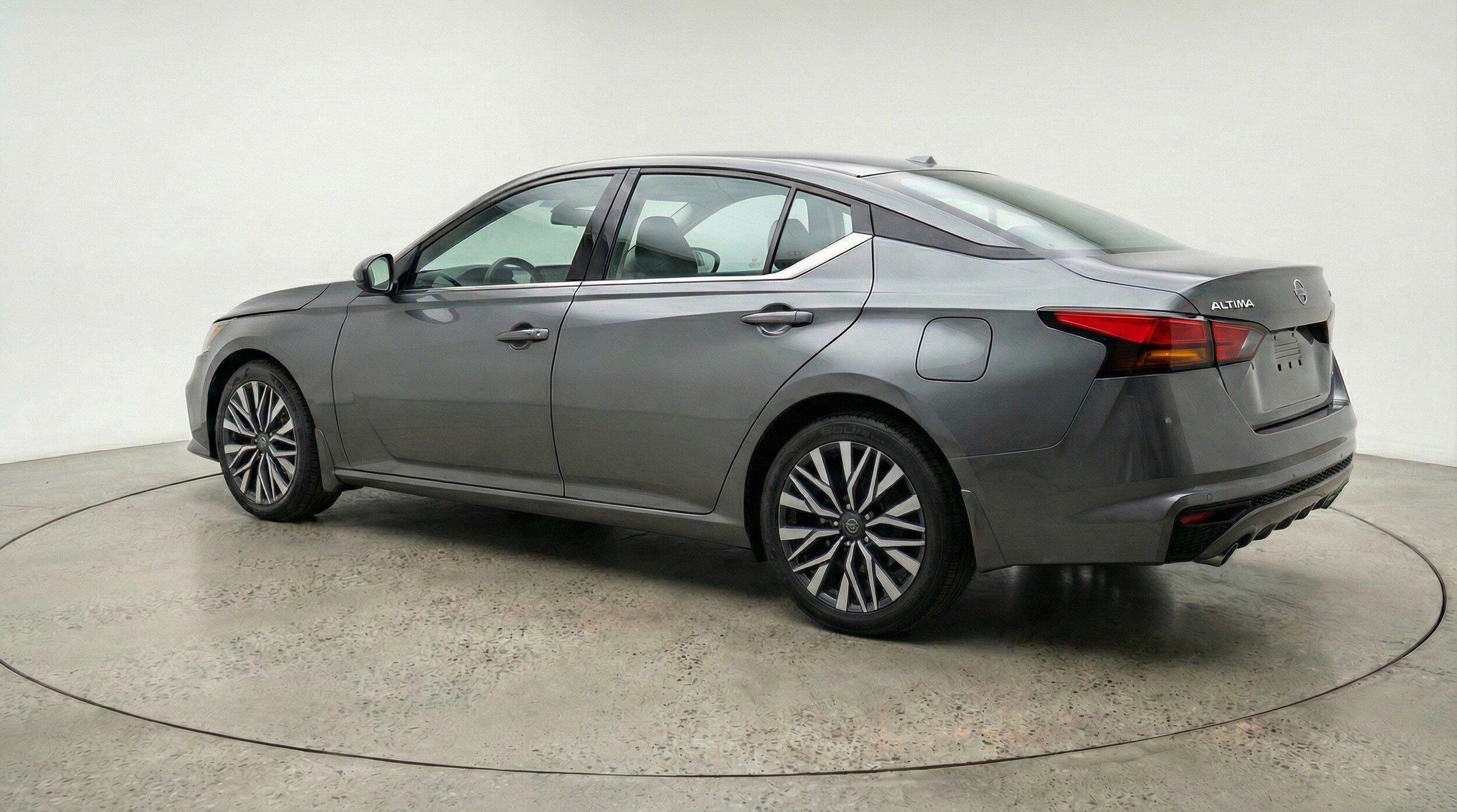 Thumbnail: 2025 Nissan Altima - 6