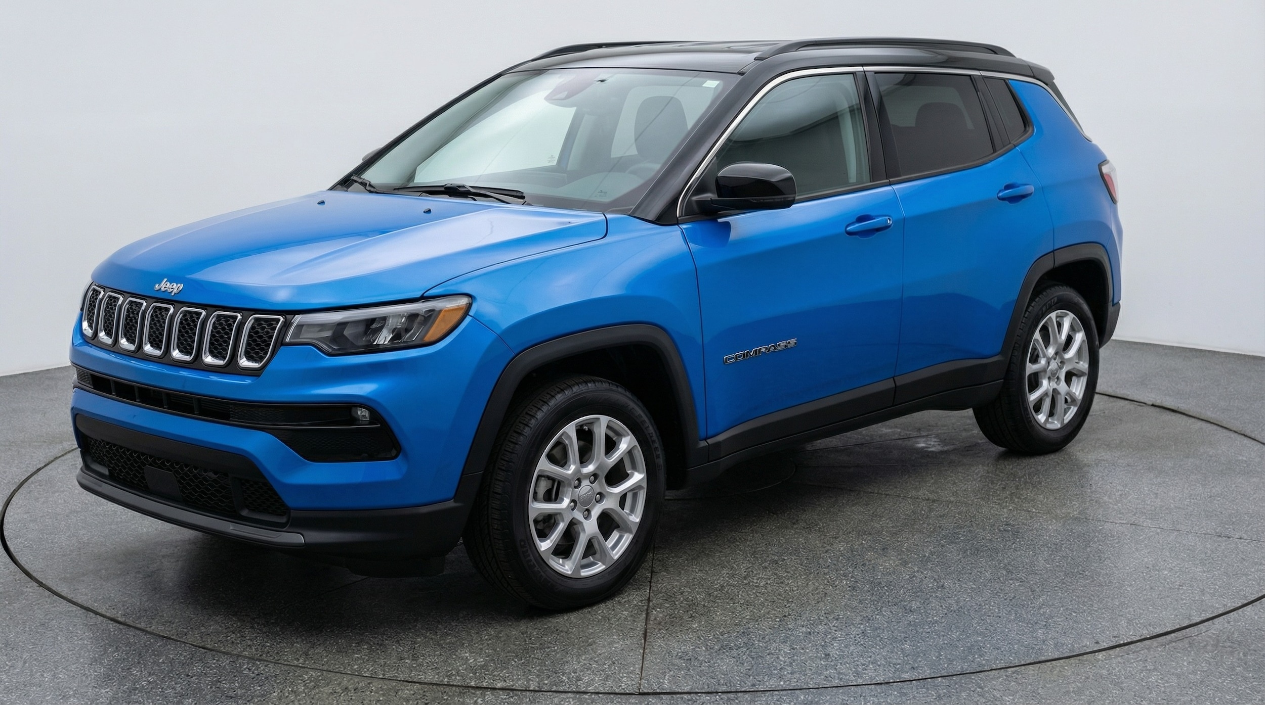 Thumbnail: 2025 Jeep Compass - 3