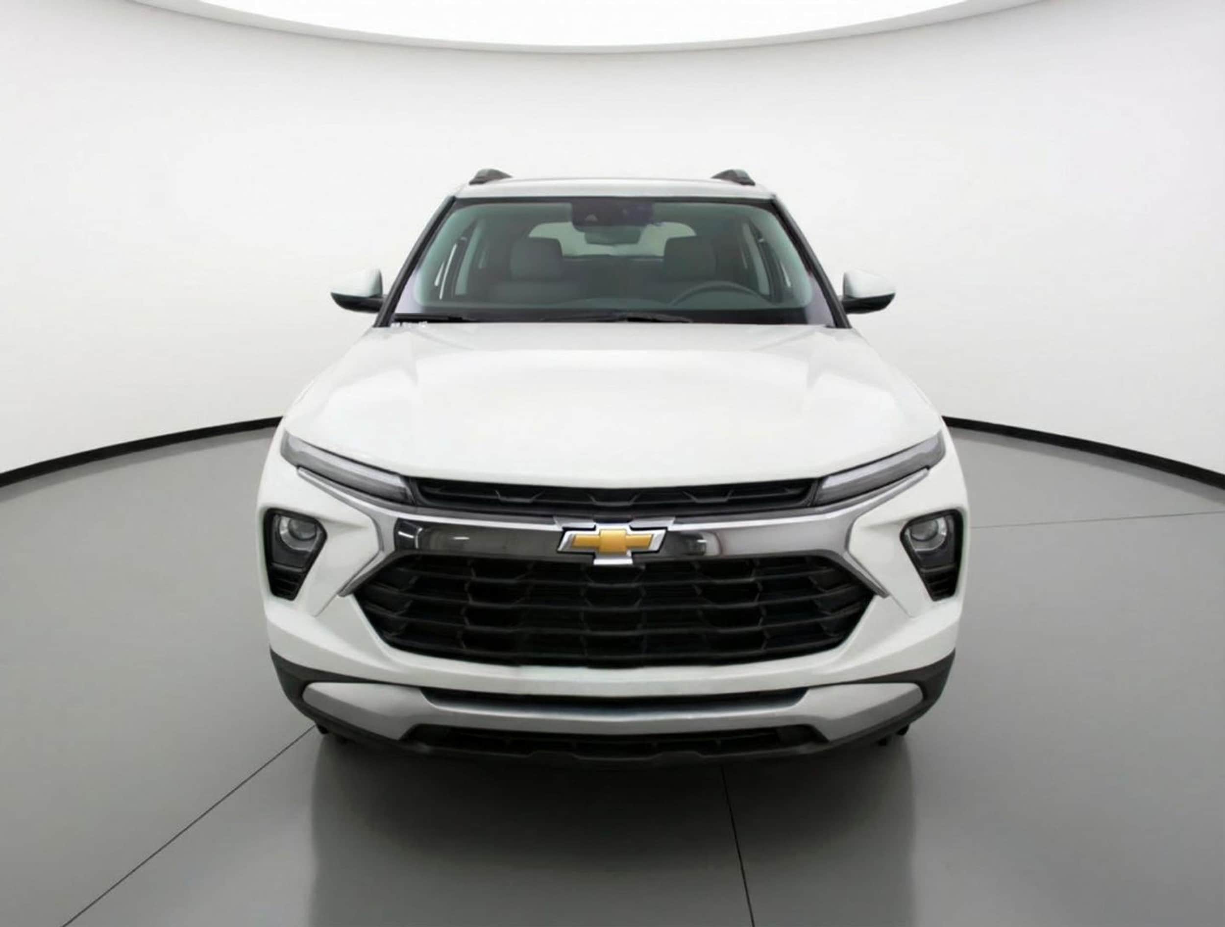 Thumbnail: 2025 Chevrolet TrailBlazer - 2