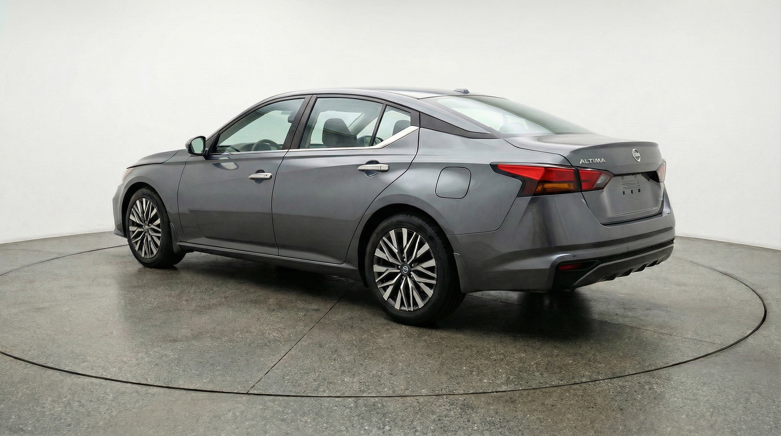 Thumbnail: 2025 Nissan Altima - 6