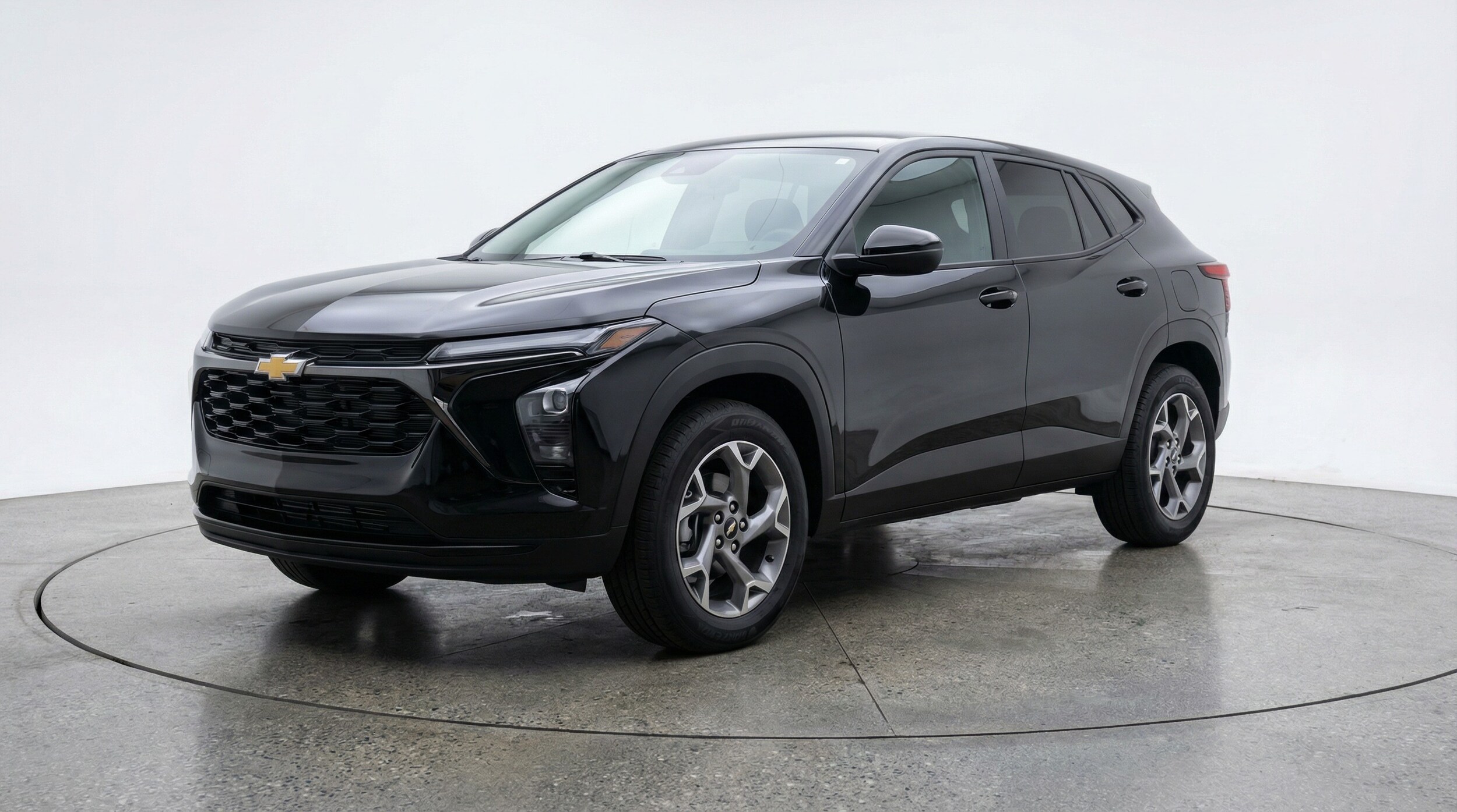 Thumbnail: 2025 Chevrolet Trax - 3