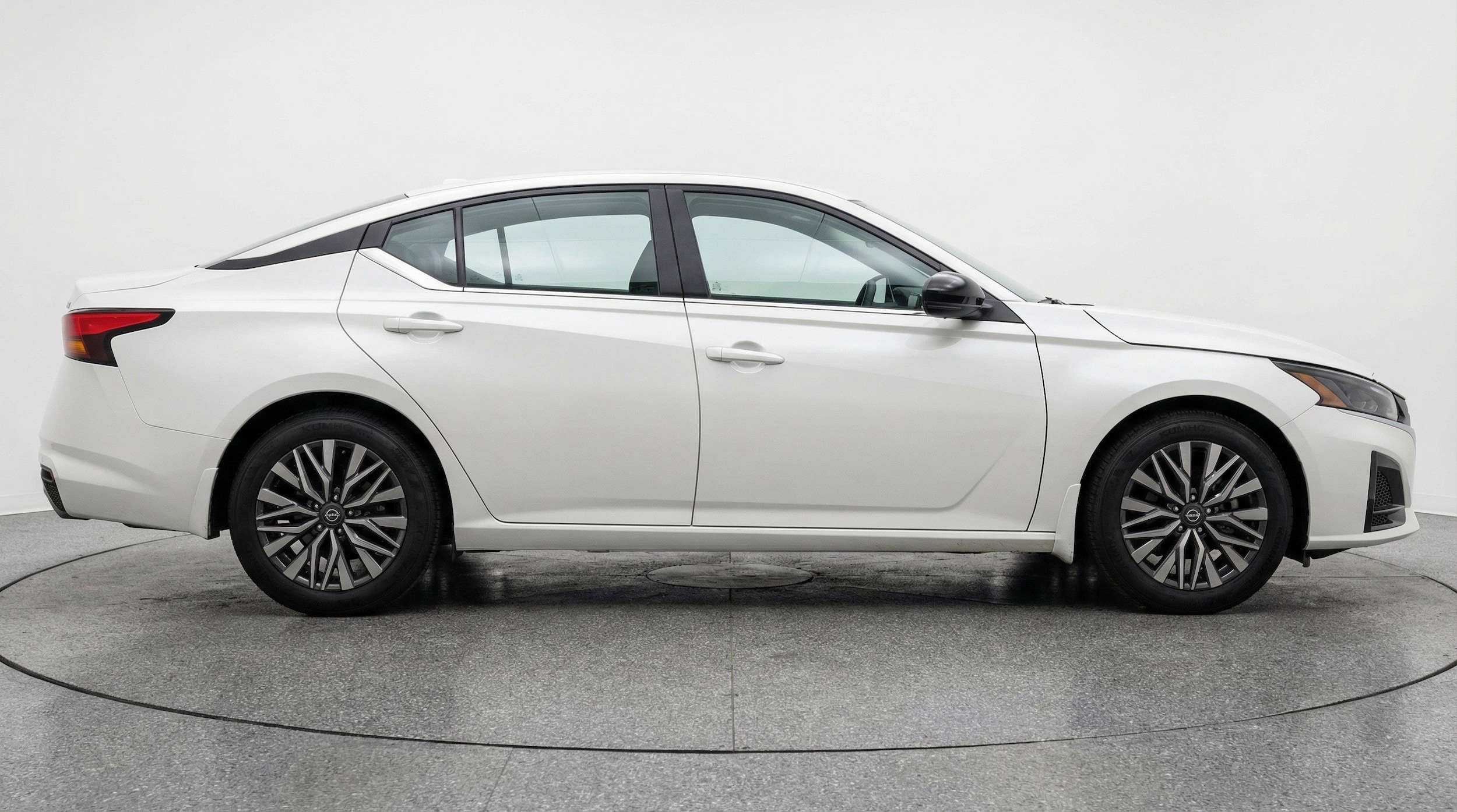 Thumbnail: 2025 Nissan Altima - 11