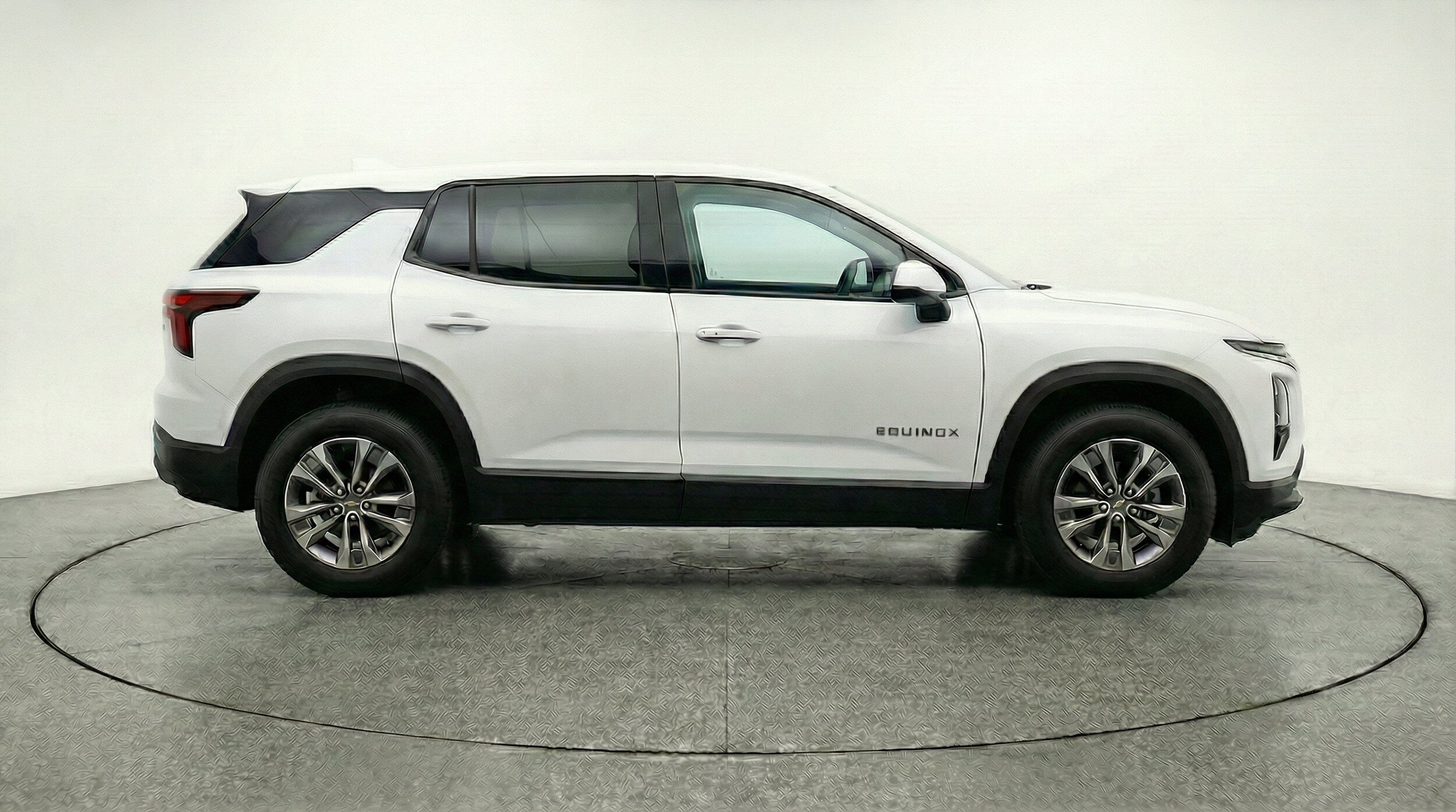 Thumbnail: 2025 Chevrolet Equinox - 11