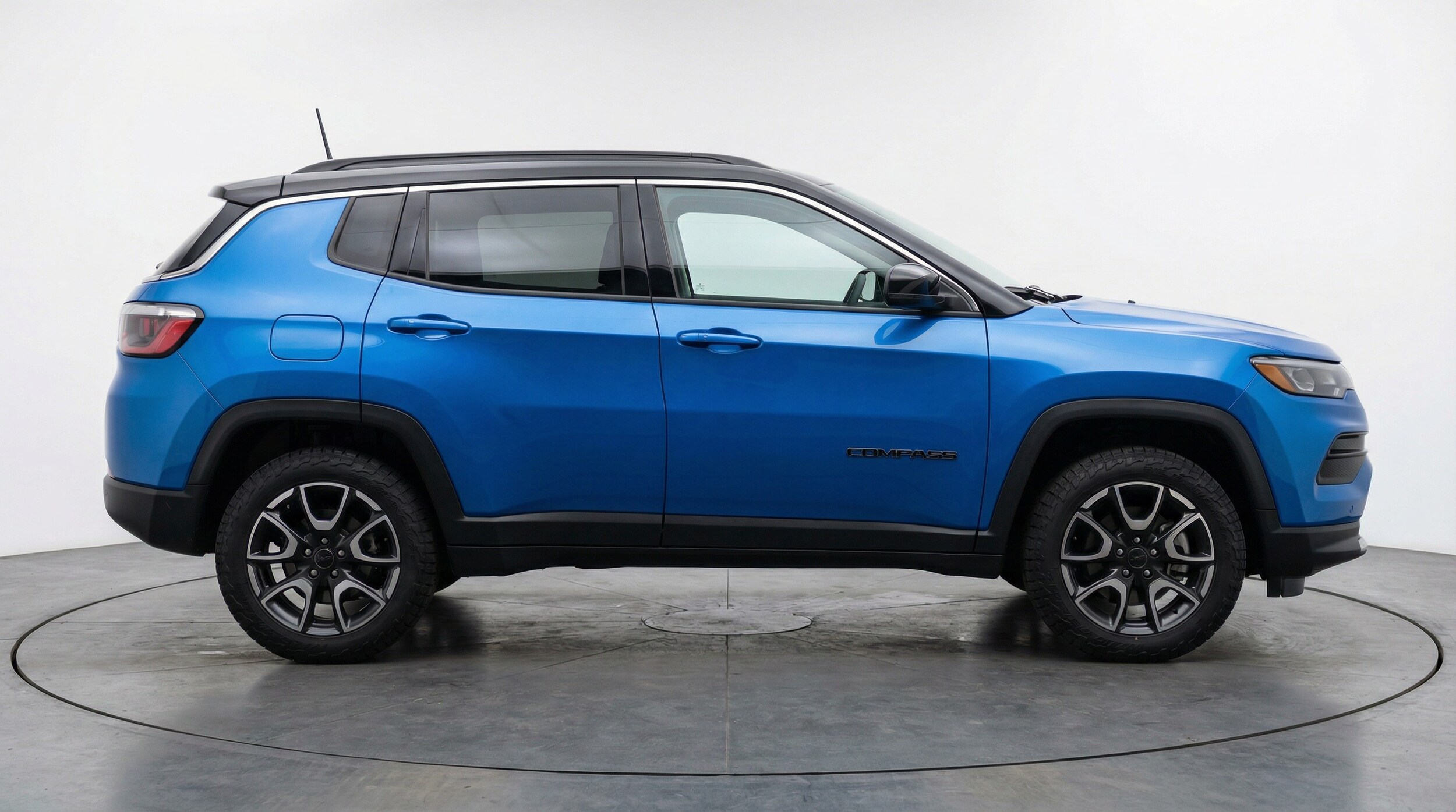 Thumbnail: 2025 Jeep Compass - 8