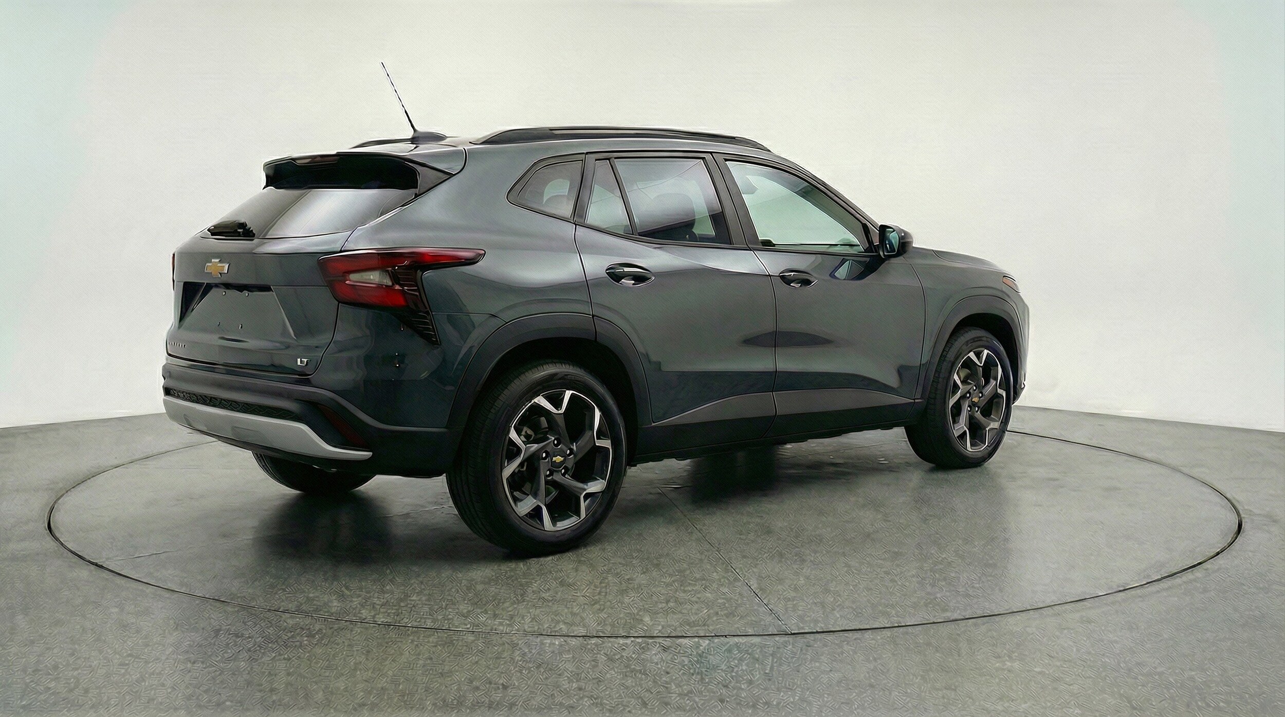 Thumbnail: 2025 Chevrolet Trax - 9