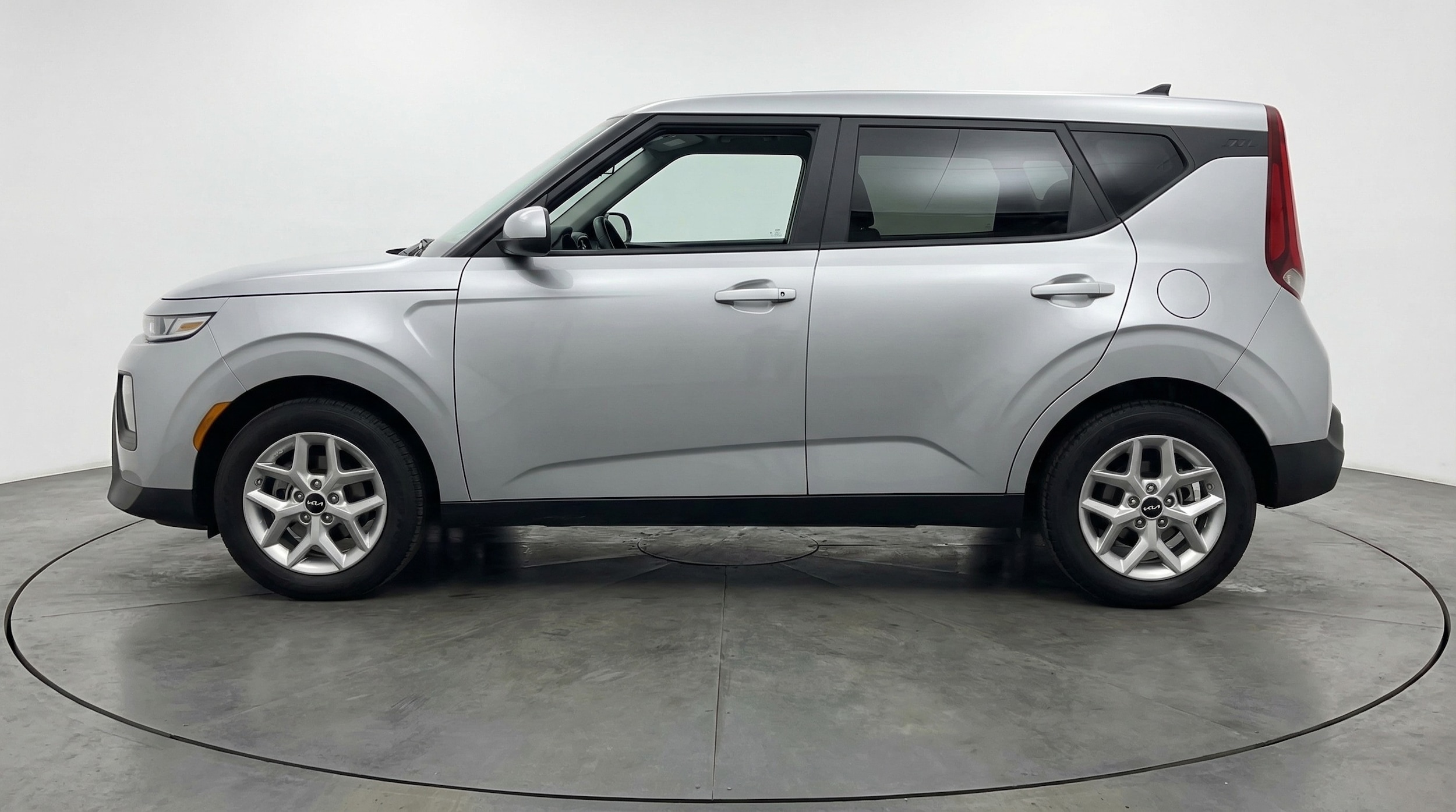 Thumbnail: 2025 Kia Soul - 4