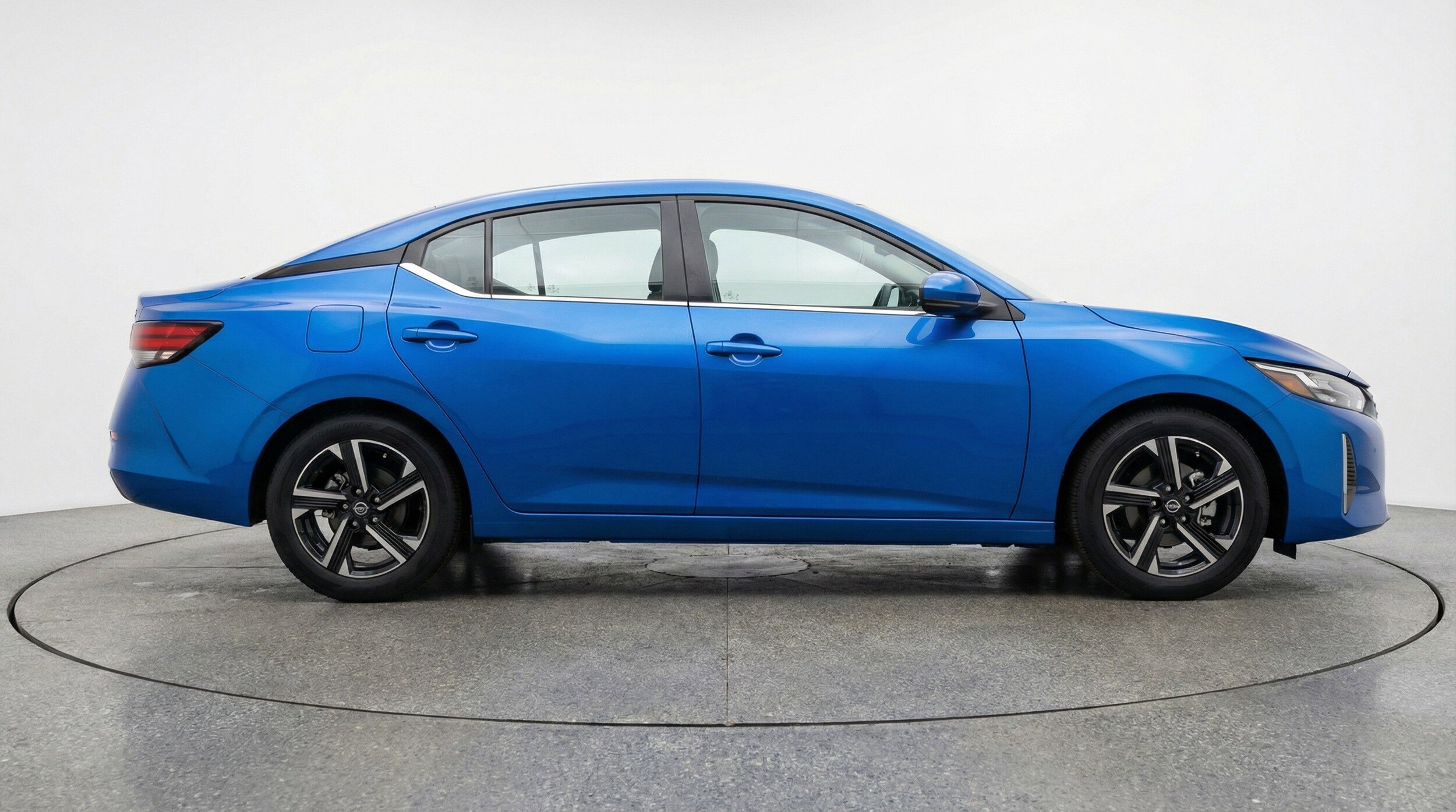 Thumbnail: 2025 Nissan Sentra - 11