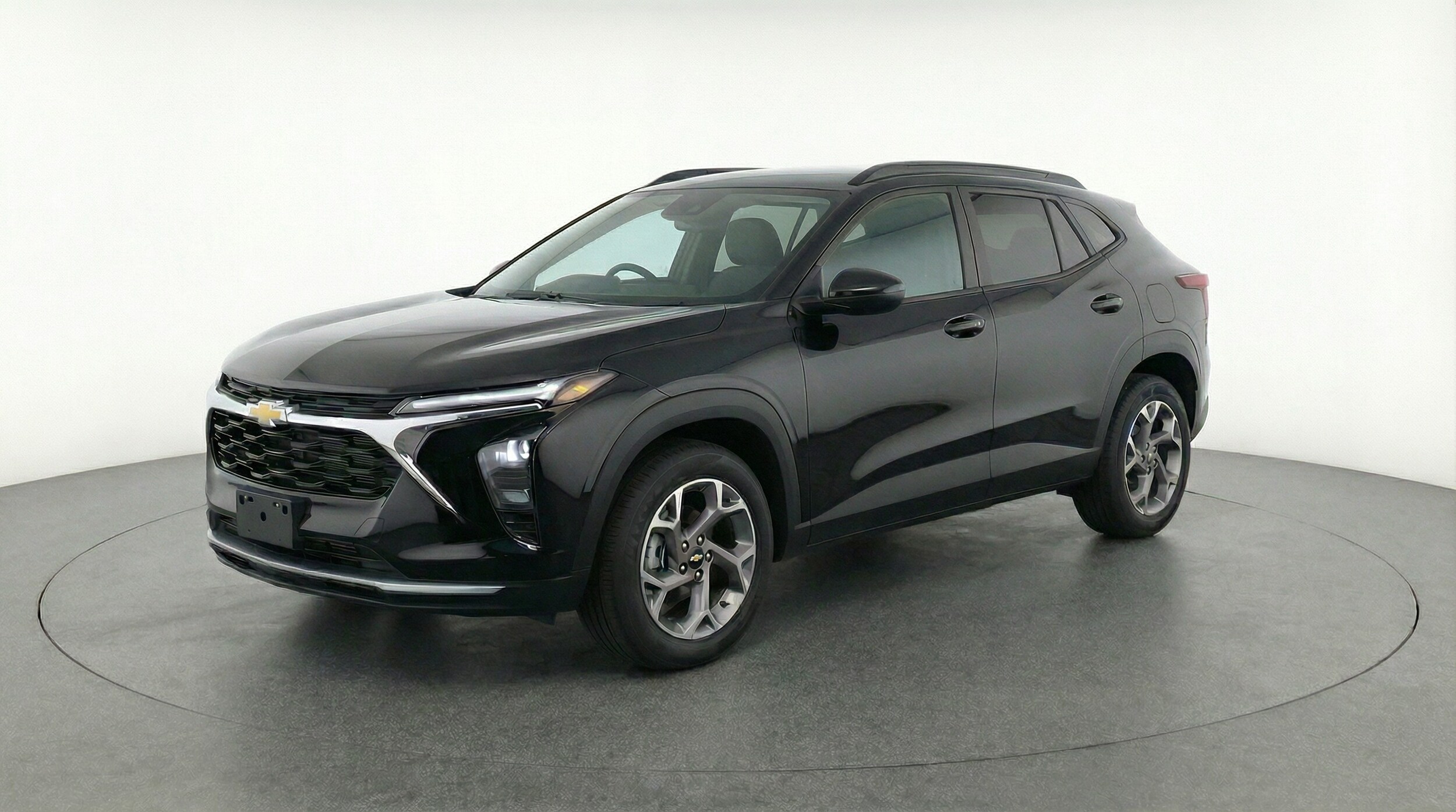 Thumbnail: 2025 Chevrolet Trax - 3