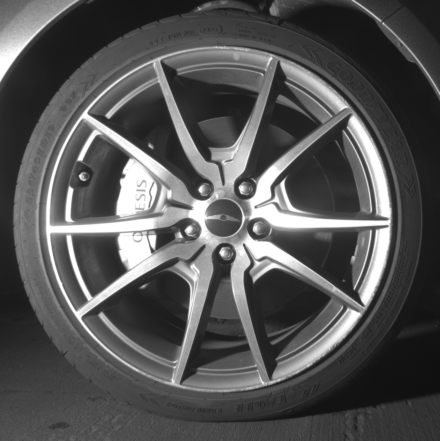 Thumbnail: 2025 Genesis G70 - 10