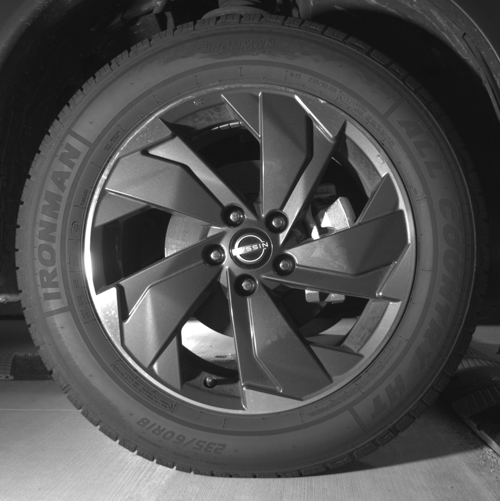 Thumbnail: 2025 Nissan Rogue - 13