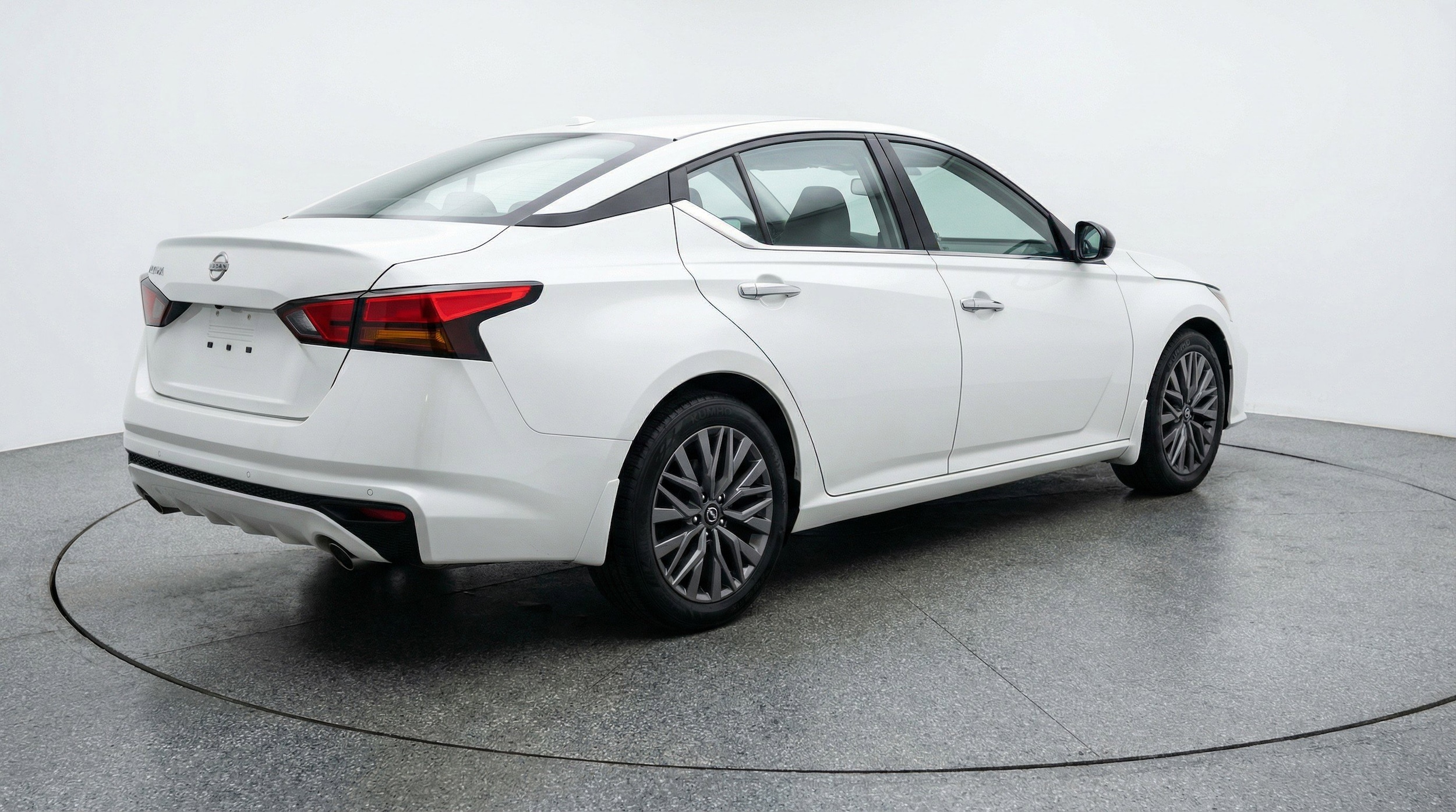 Thumbnail: 2025 Nissan Altima - 9