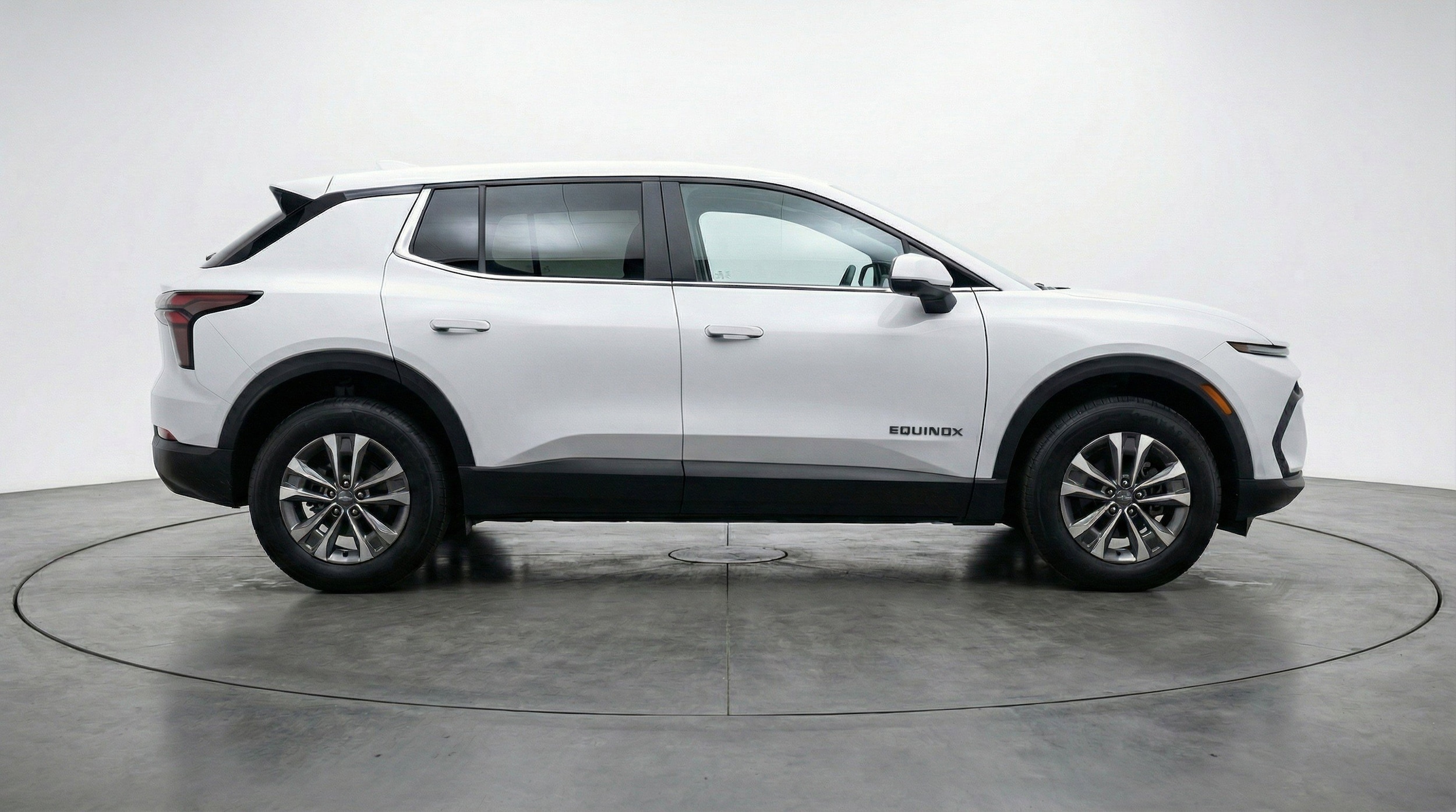 Thumbnail: 2025 Chevrolet Equinox - 11