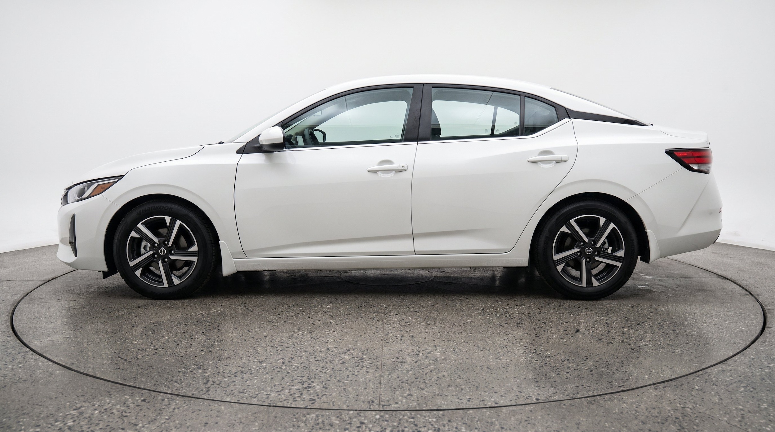 Thumbnail: 2025 Nissan Sentra - 5