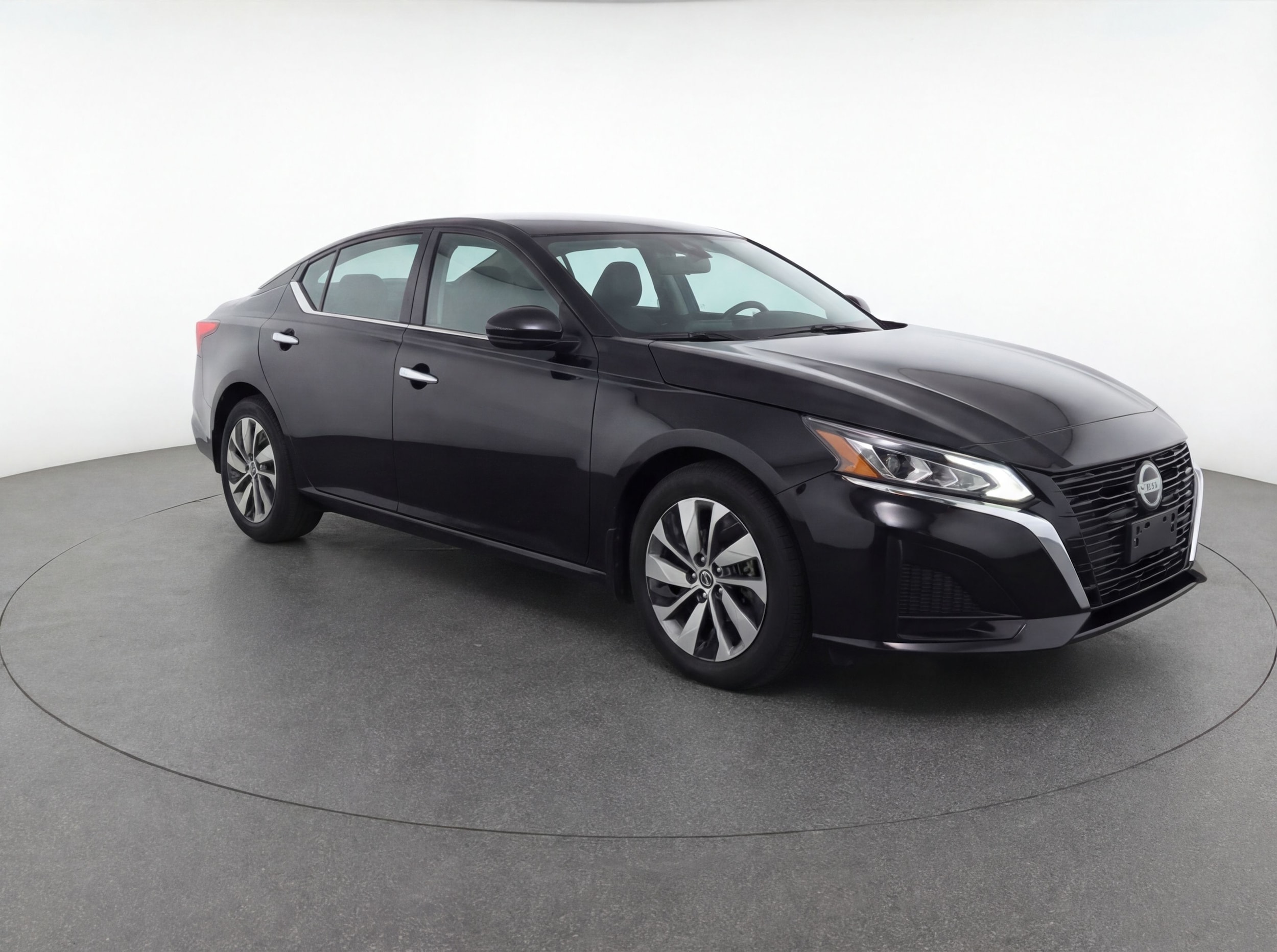 Thumbnail: 2023 Nissan Altima - 1