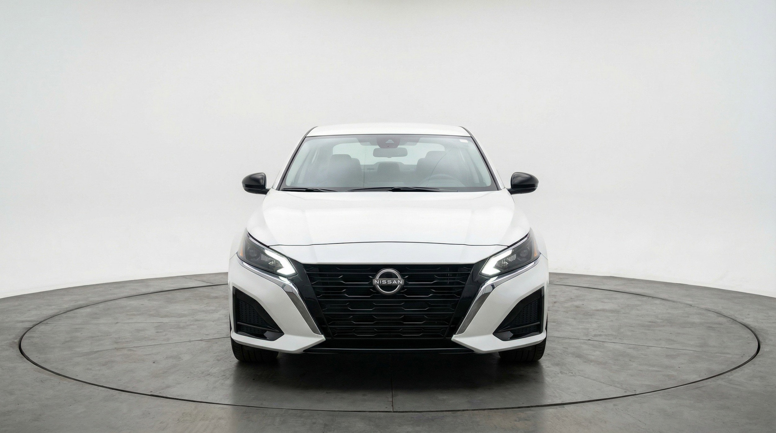 Thumbnail: 2025 Nissan Altima - 2