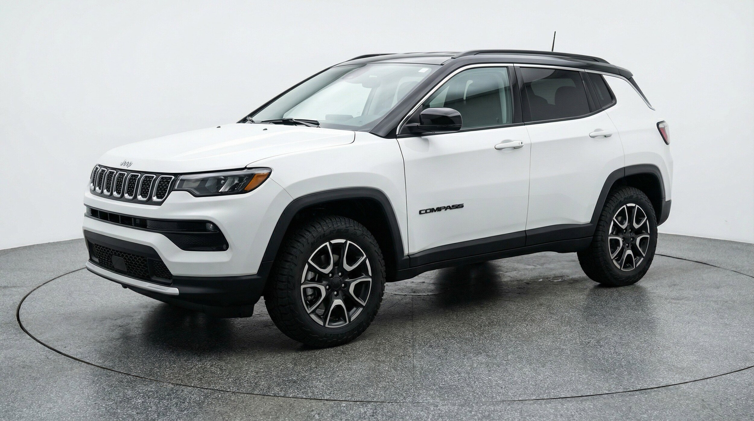 Thumbnail: 2025 Jeep Compass - 3