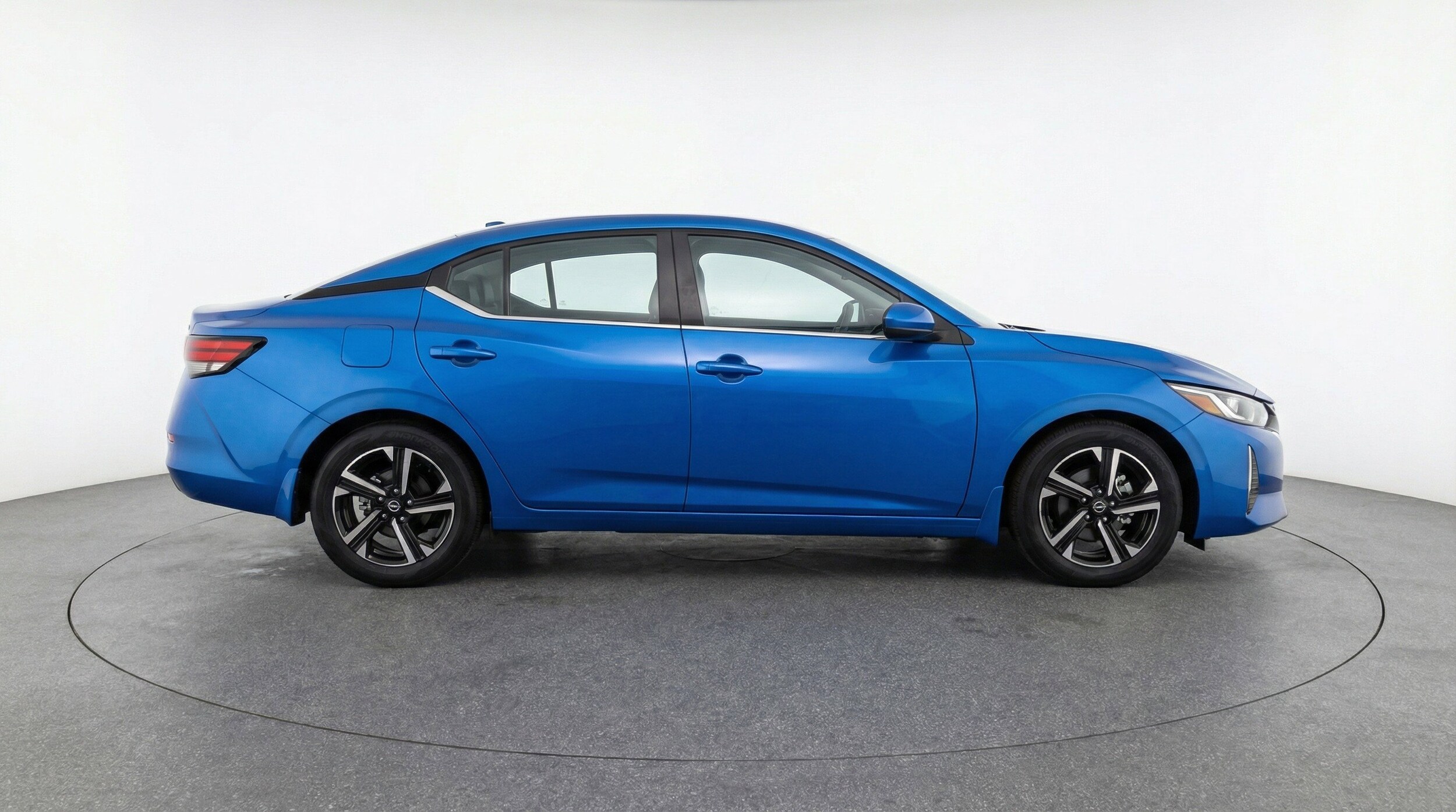 Thumbnail: 2025 Nissan Sentra - 11