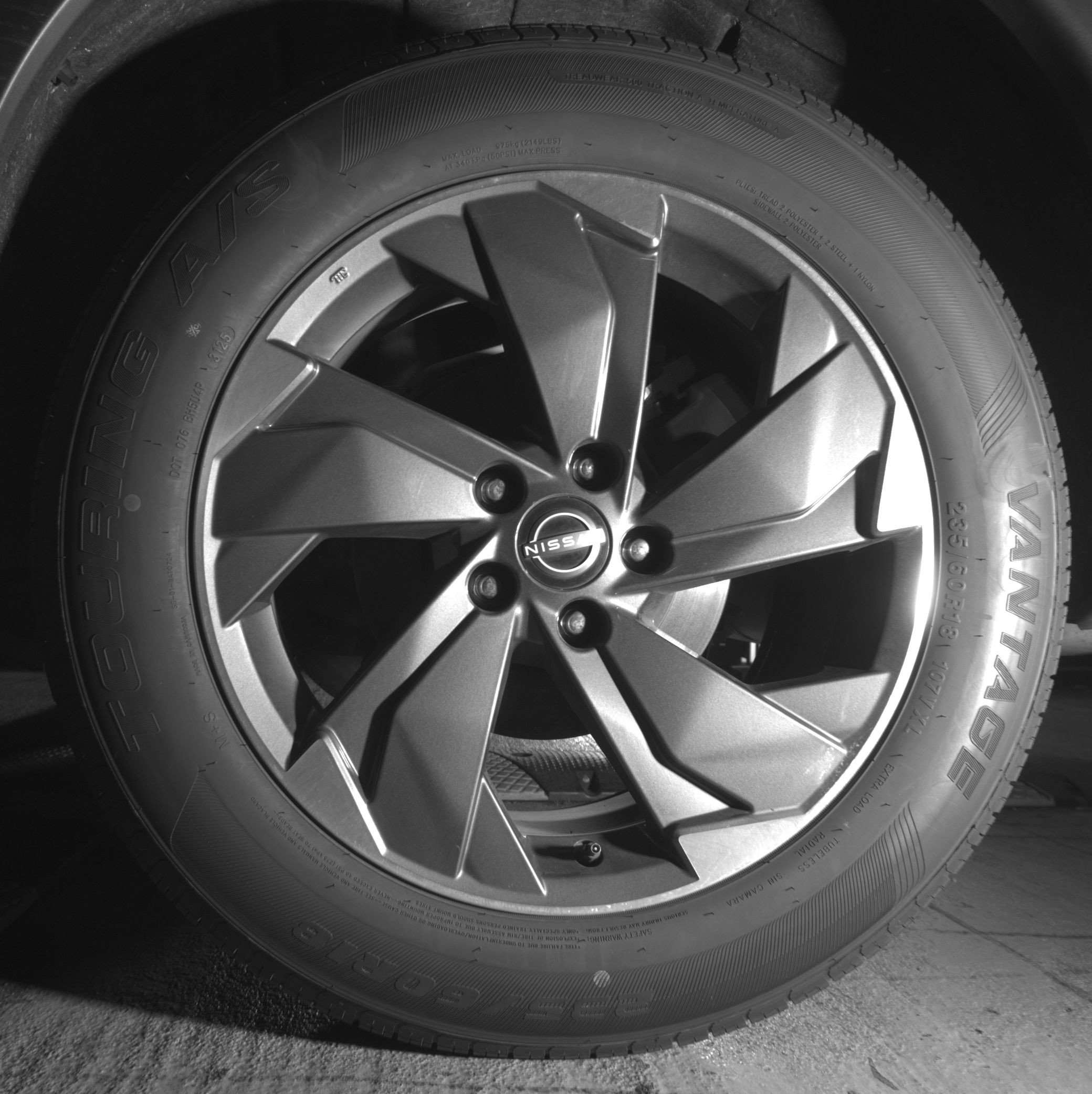 Thumbnail: 2025 Nissan Rogue - 14