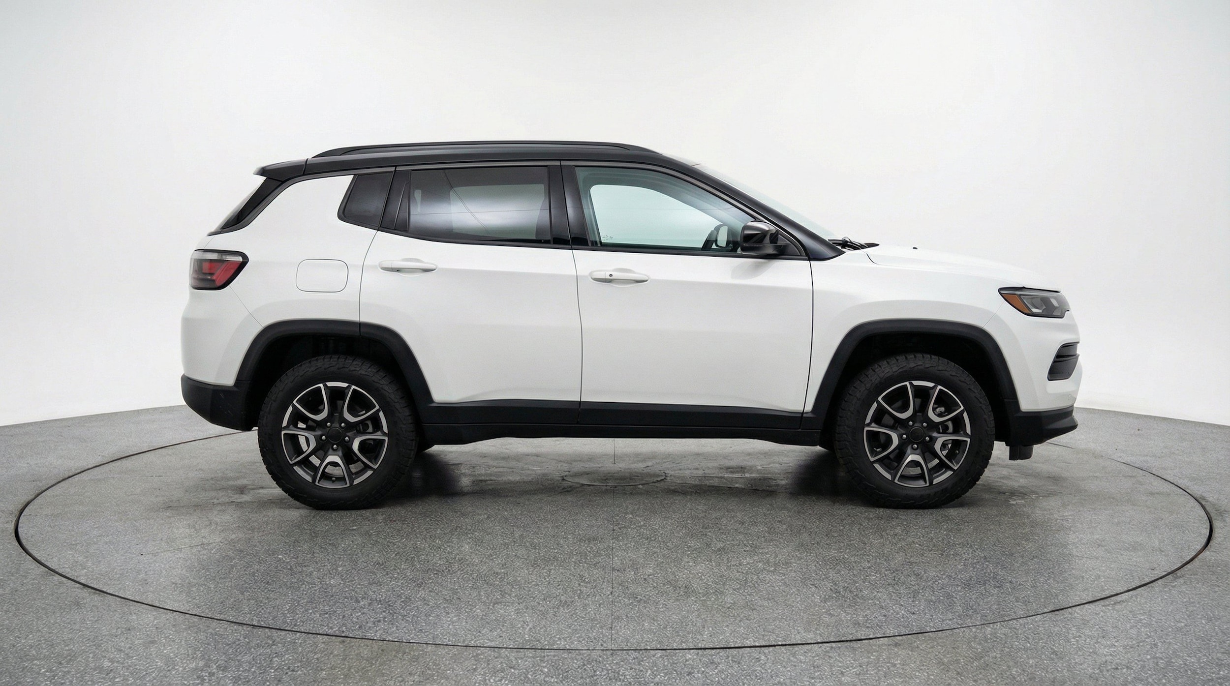 Thumbnail: 2025 Jeep Compass - 10