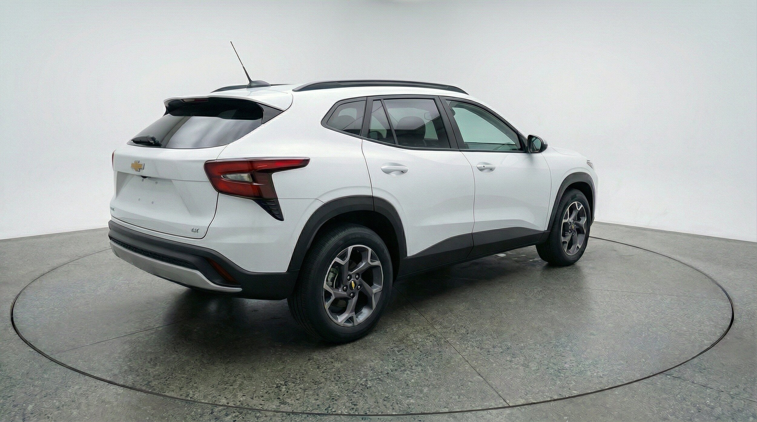 Thumbnail: 2025 Chevrolet Trax - 7