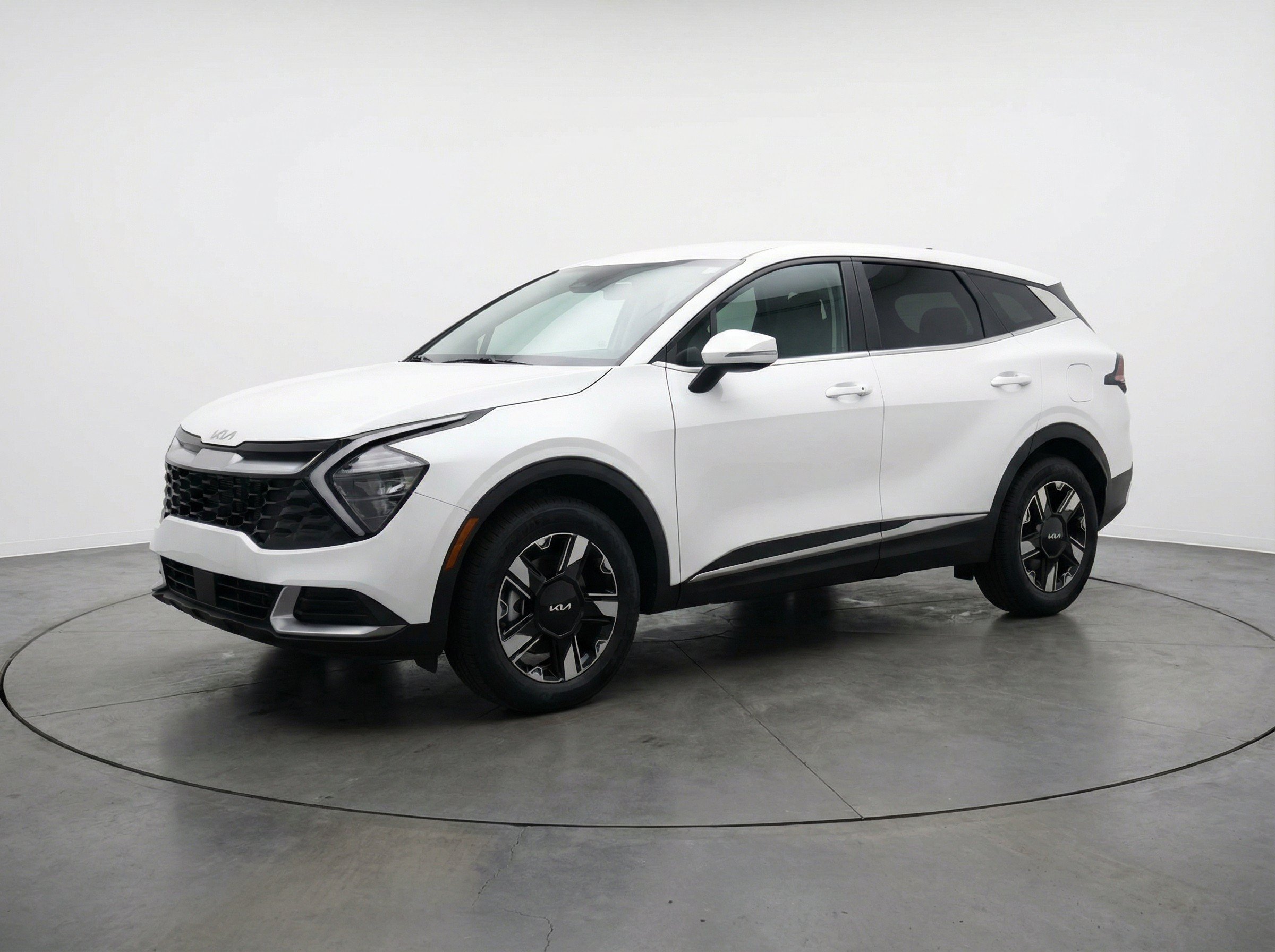 Thumbnail: 2026 Kia Sportage - 3