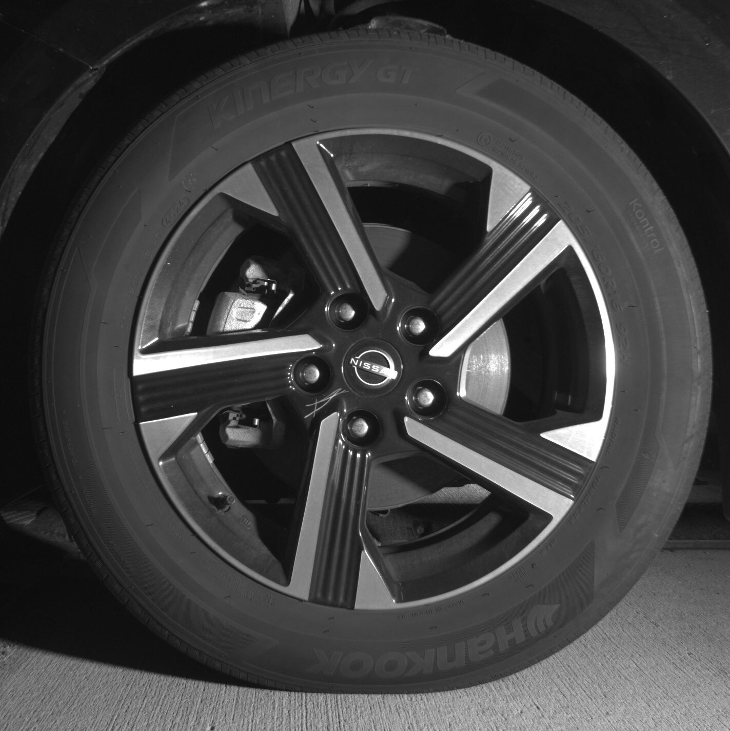 Thumbnail: 2025 Nissan Sentra - 9