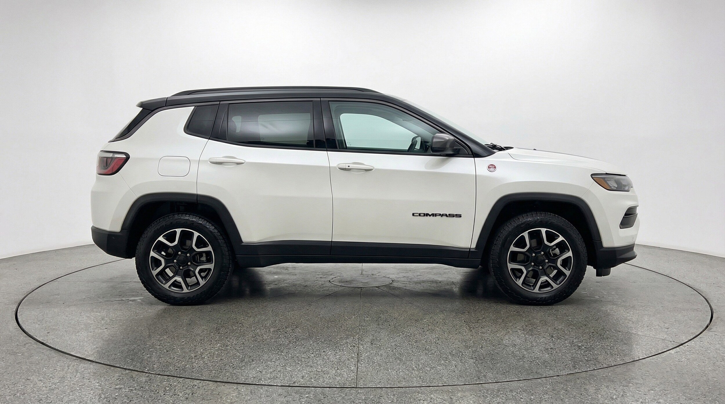 Thumbnail: 2025 Jeep Compass - 11