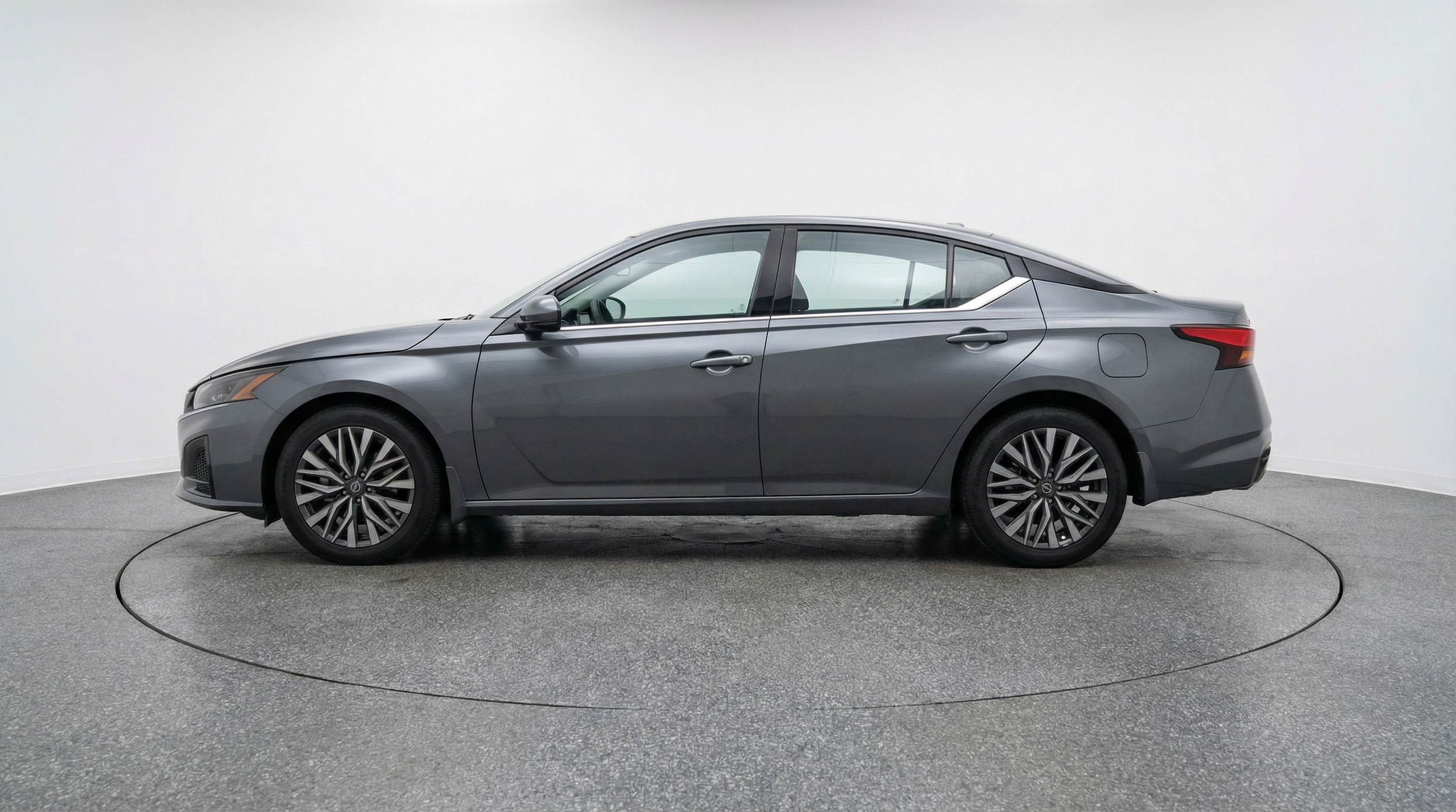 Thumbnail: 2025 Nissan Altima - 4